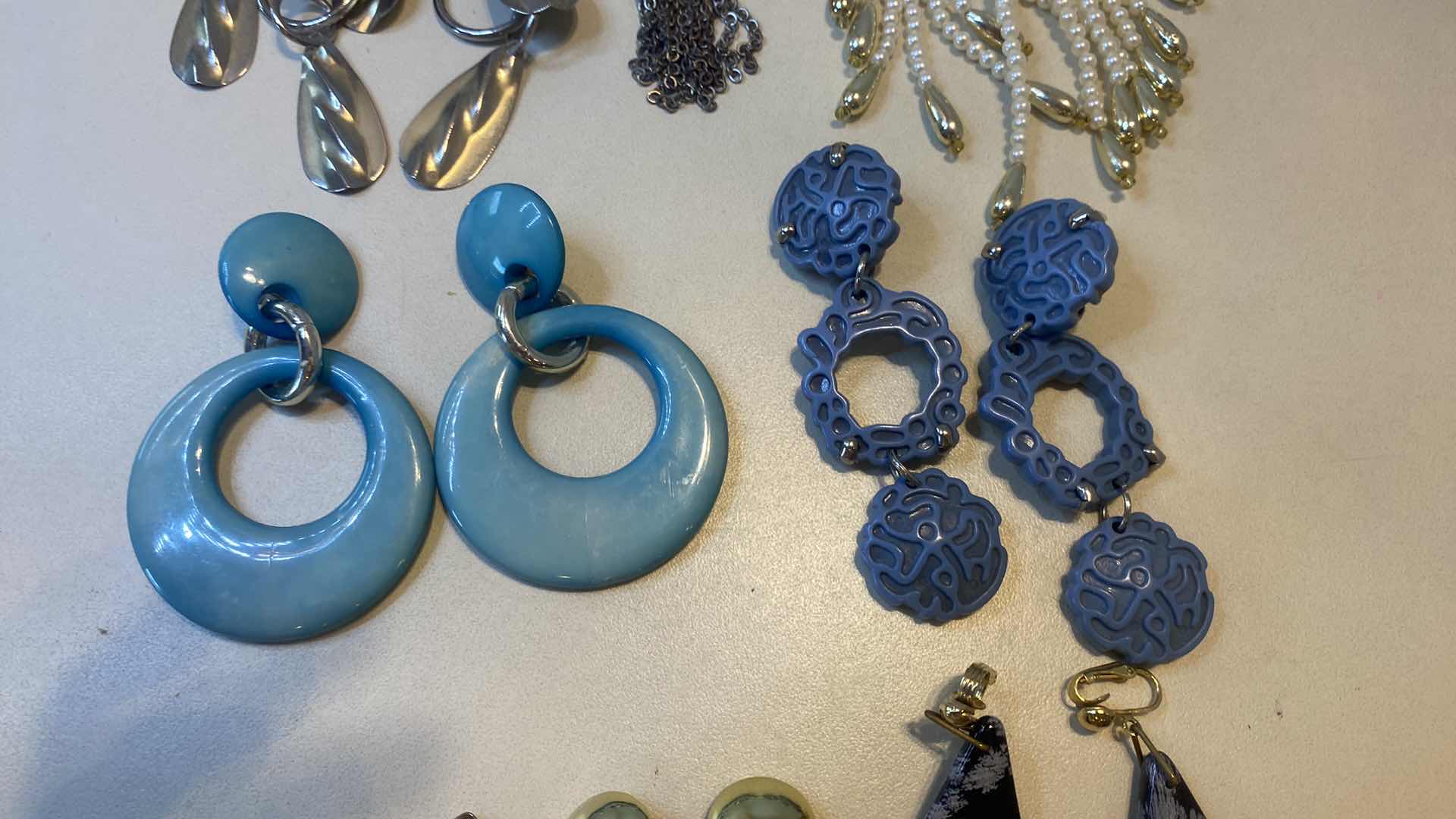 Photo 1 of 8 - CLIP ON EARRINGS FASHION JEWELRY