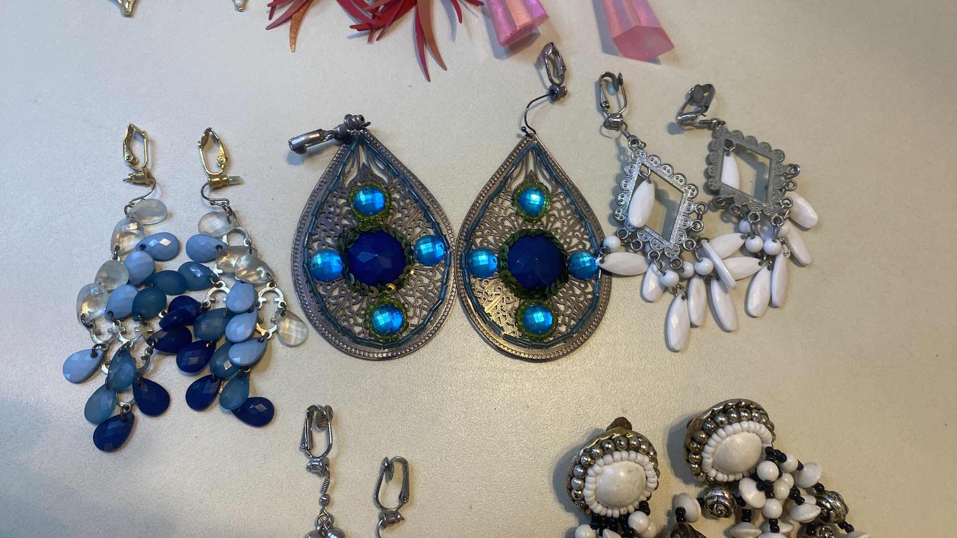 Photo 1 of 8 - CLIP ON EARRINGS FASHION JEWELRY