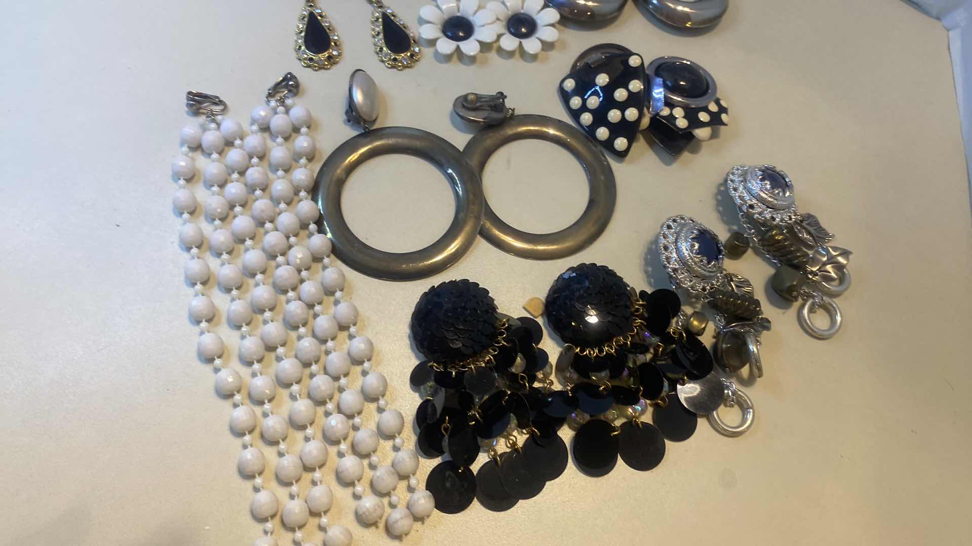 Photo 1 of 8 - CLIP ON EARRINGS FASHION JEWELRY