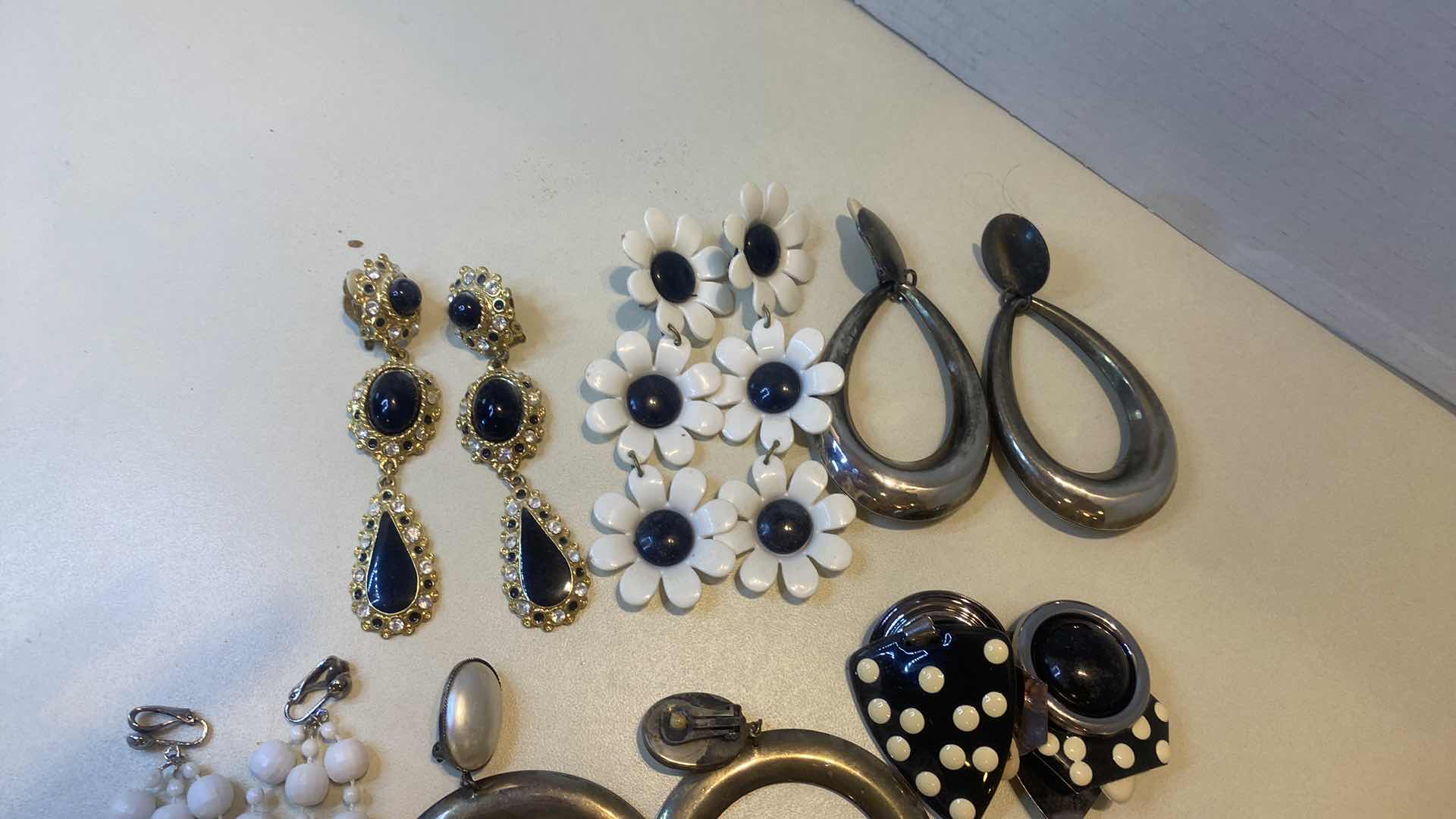 Photo 1 of 8 - CLIP ON EARRINGS FASHION JEWELRY