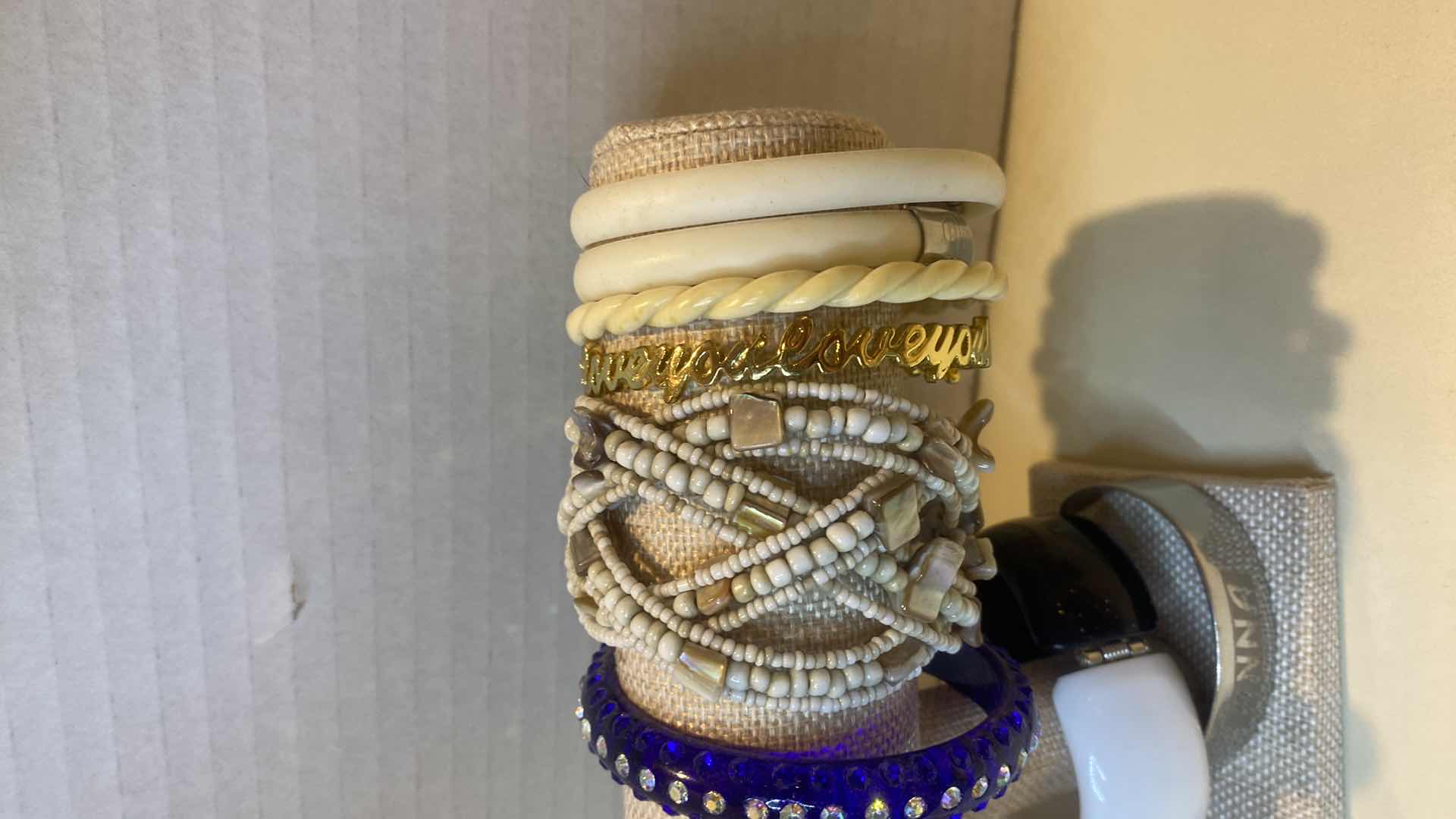 Photo 1 of 14 - BRACELETS FASHION JEWELRY