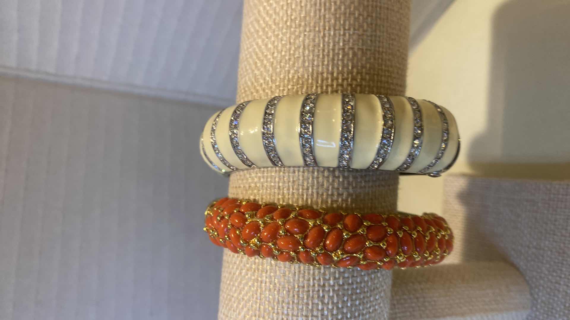 Photo 1 of 5 - BRACELETS FASHION JEWELRY