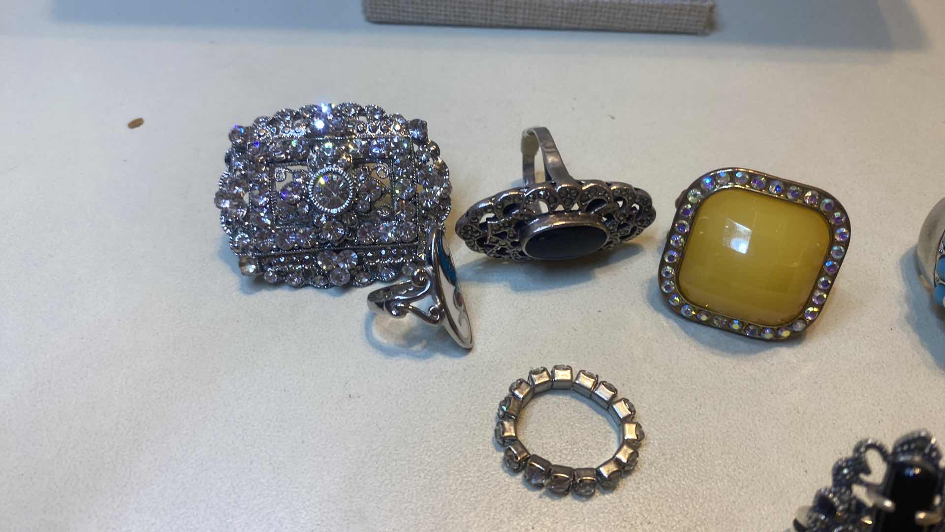 Photo 1 of 10 - FASHION JEWELRY RINGS VARIOUS SIZES
