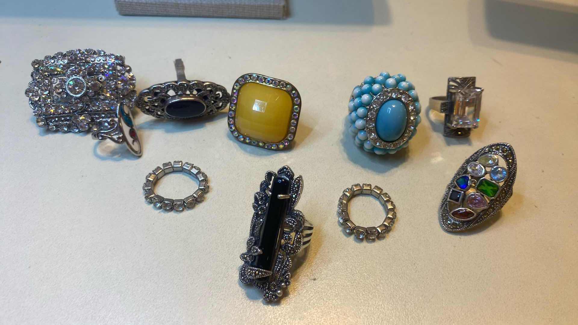 Photo 1 of 10 - FASHION JEWELRY RINGS VARIOUS SIZES