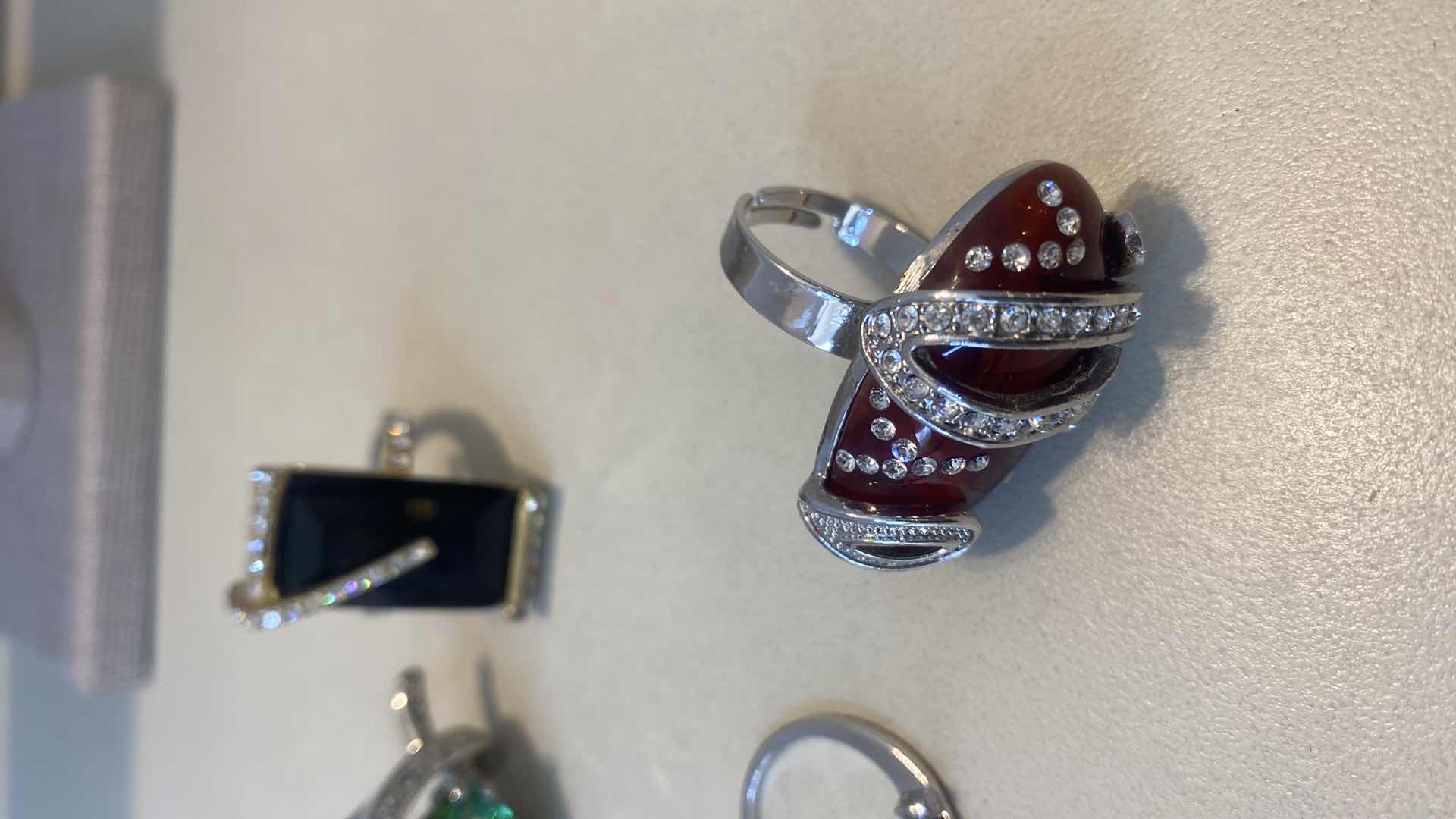 Photo 1 of 6 - FASHION JEWELRY RINGS VARIOUS SIZES