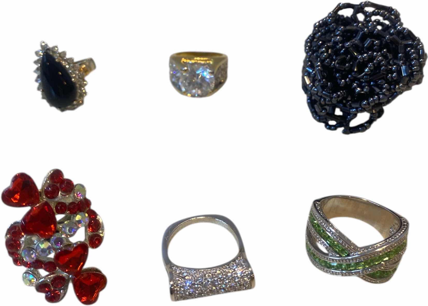 Photo 1 of 6 - FASHION JEWELRY RINGS VARIOUS SIZES