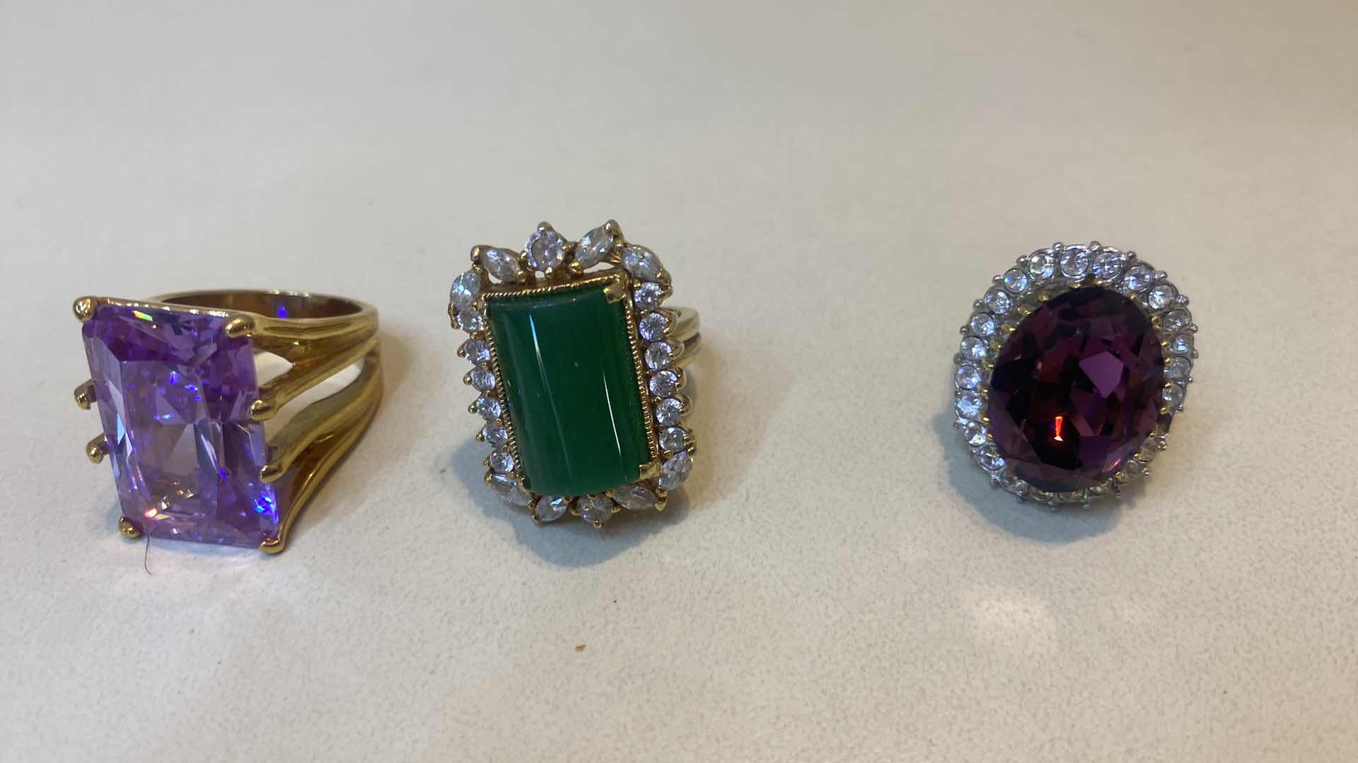 Photo 1 of 7 - FASHION JEWELRY RINGS VARIOUS SIZES