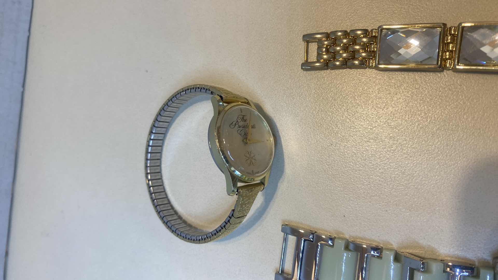 Photo 1 of 7 - WATCHES FASHION JEWELRY