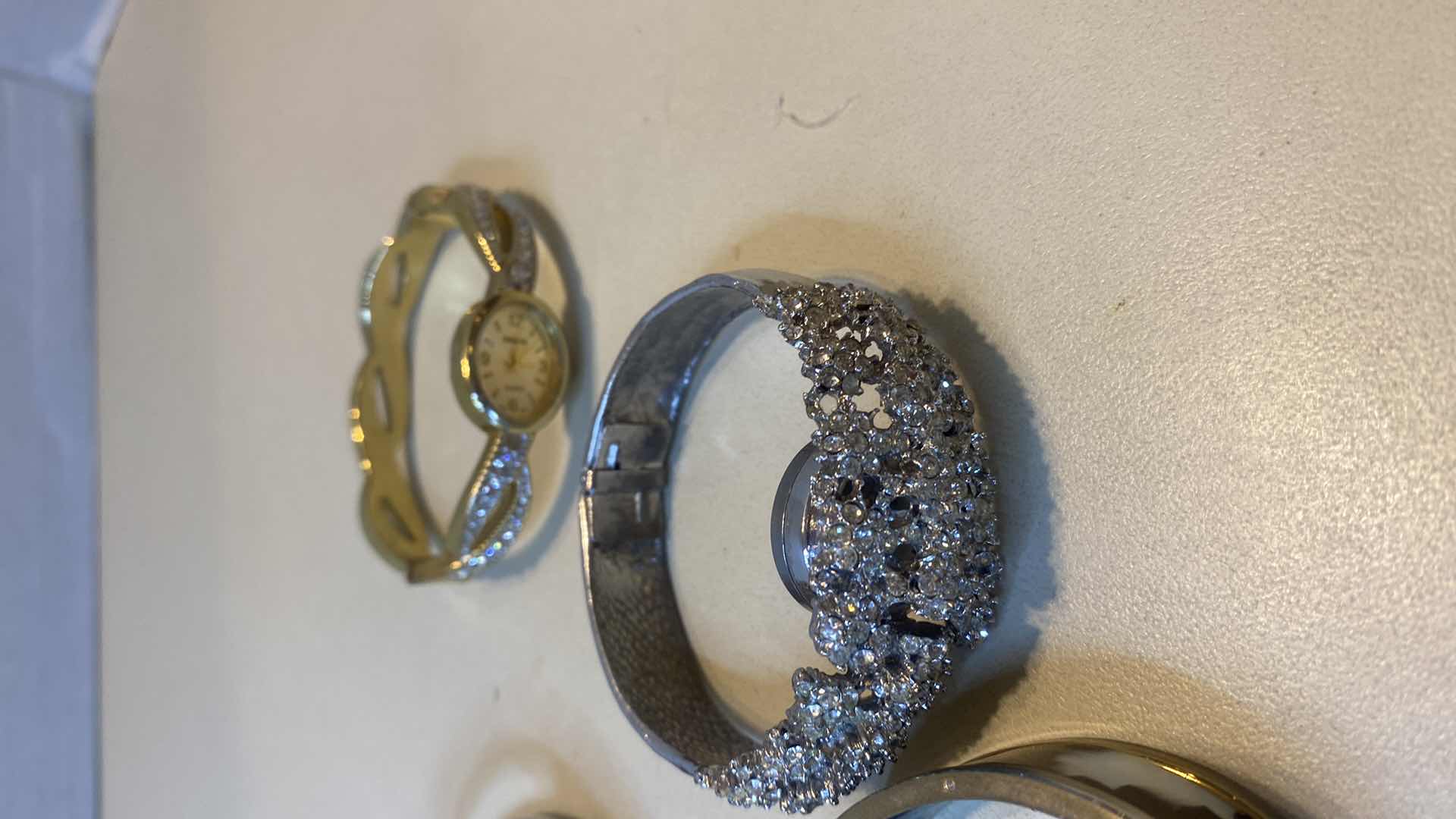 Photo 1 of 6 - BRACELET WATCHES FASHION JEWELRY