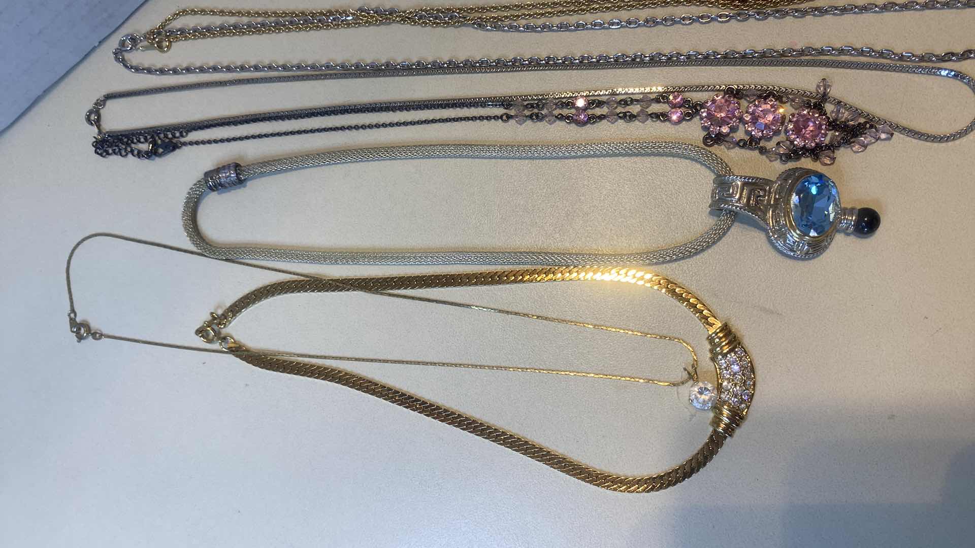 Photo 1 of 8 - NECKLACES FASHION JEWELRY