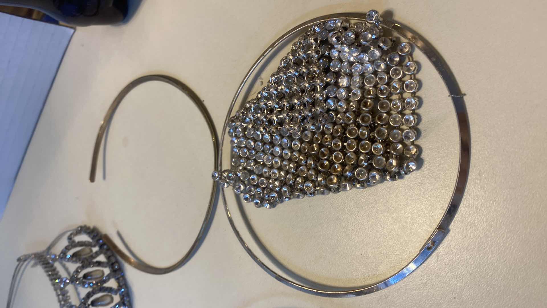 Photo 1 of 7 - CHOKERS & 2 HEADBANDS FASHION JEWELRY