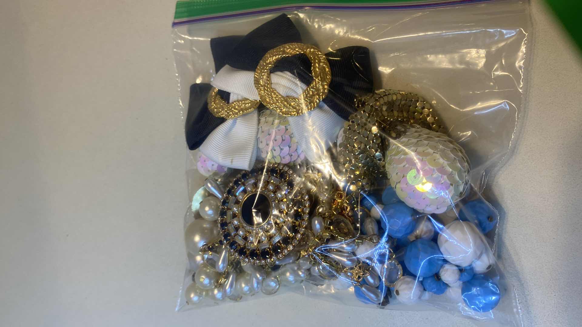 Photo 1 of 6 - CLIP EARRINGS FASHION JEWELRY