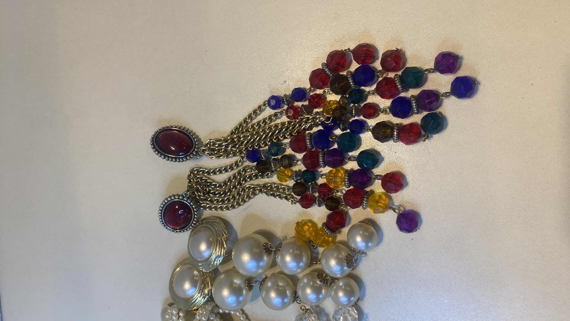 Photo 1 of 6 - CLIP EARRINGS FASHION JEWELRY