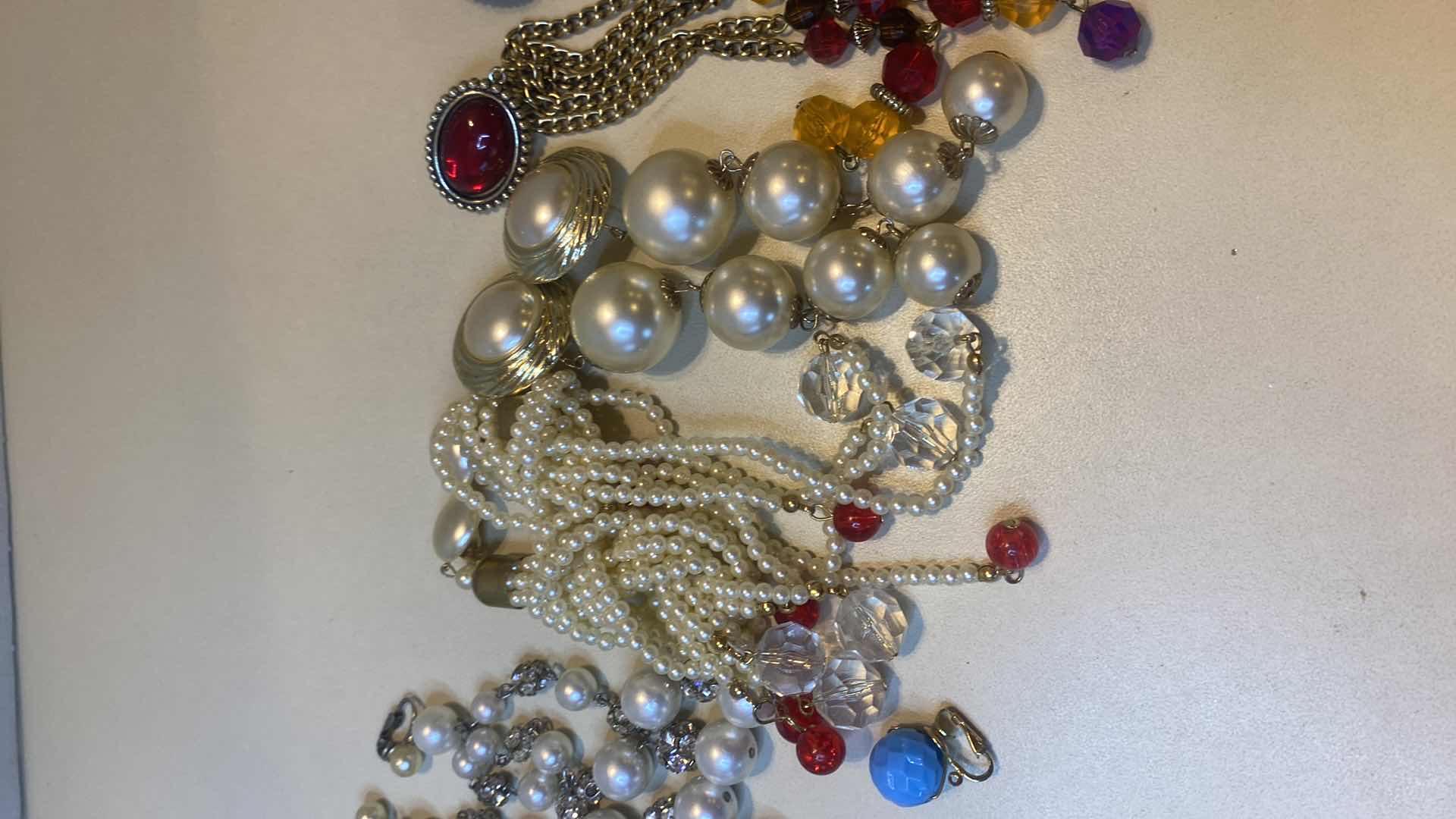 Photo 1 of 6 - CLIP EARRINGS FASHION JEWELRY