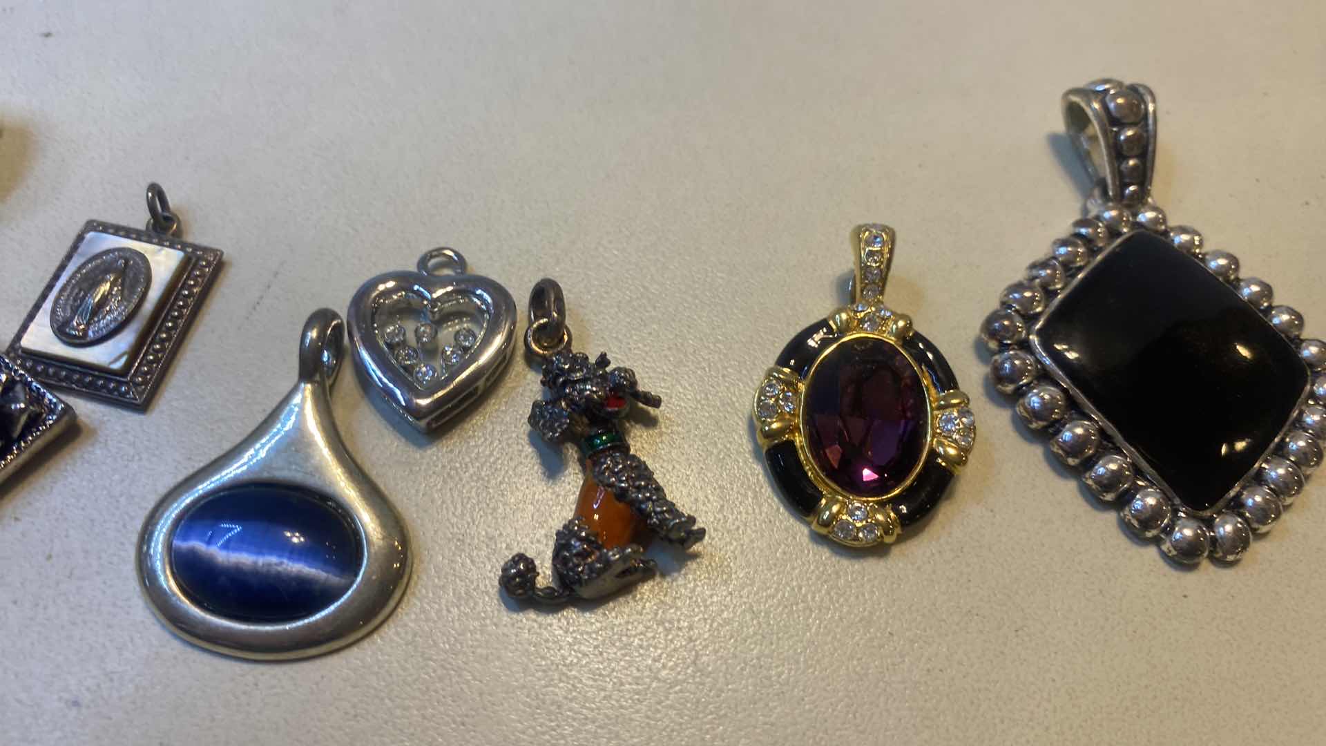 Photo 1 of 7 -  PENDANTS FASHION JEWELRY