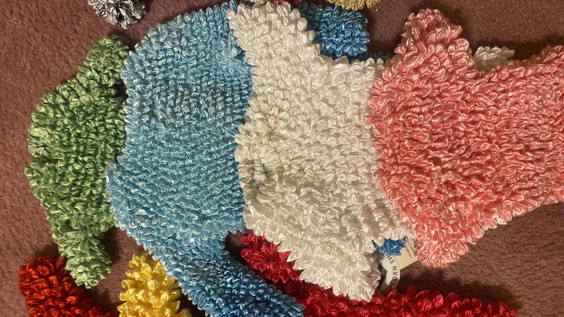 Photo 1 of 10 - WOMENS POPCORN TOPS - ONE SIZE FITS MOST