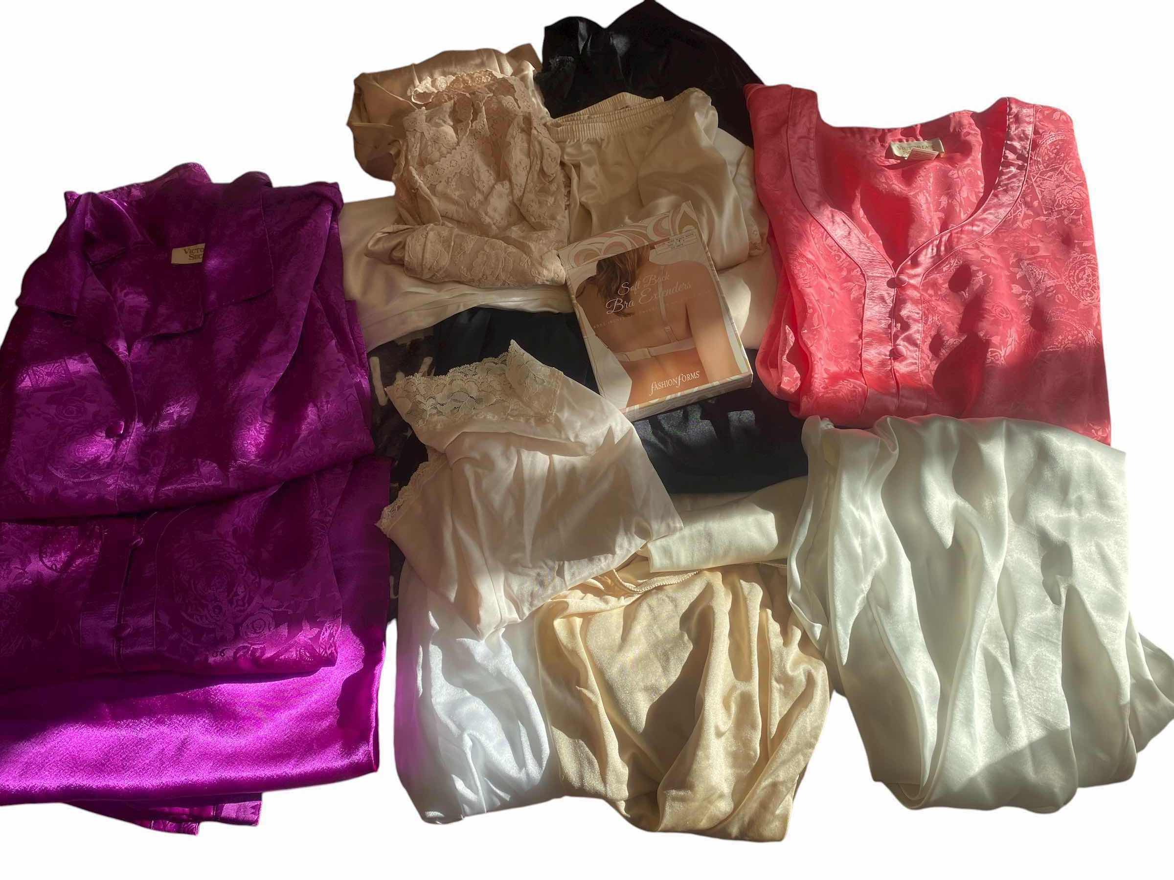 Photo 1 of 2 - WOMENS SIZE LARGE VICTORIA SECRETS PAJAMAS & SIZE XL SLIPS