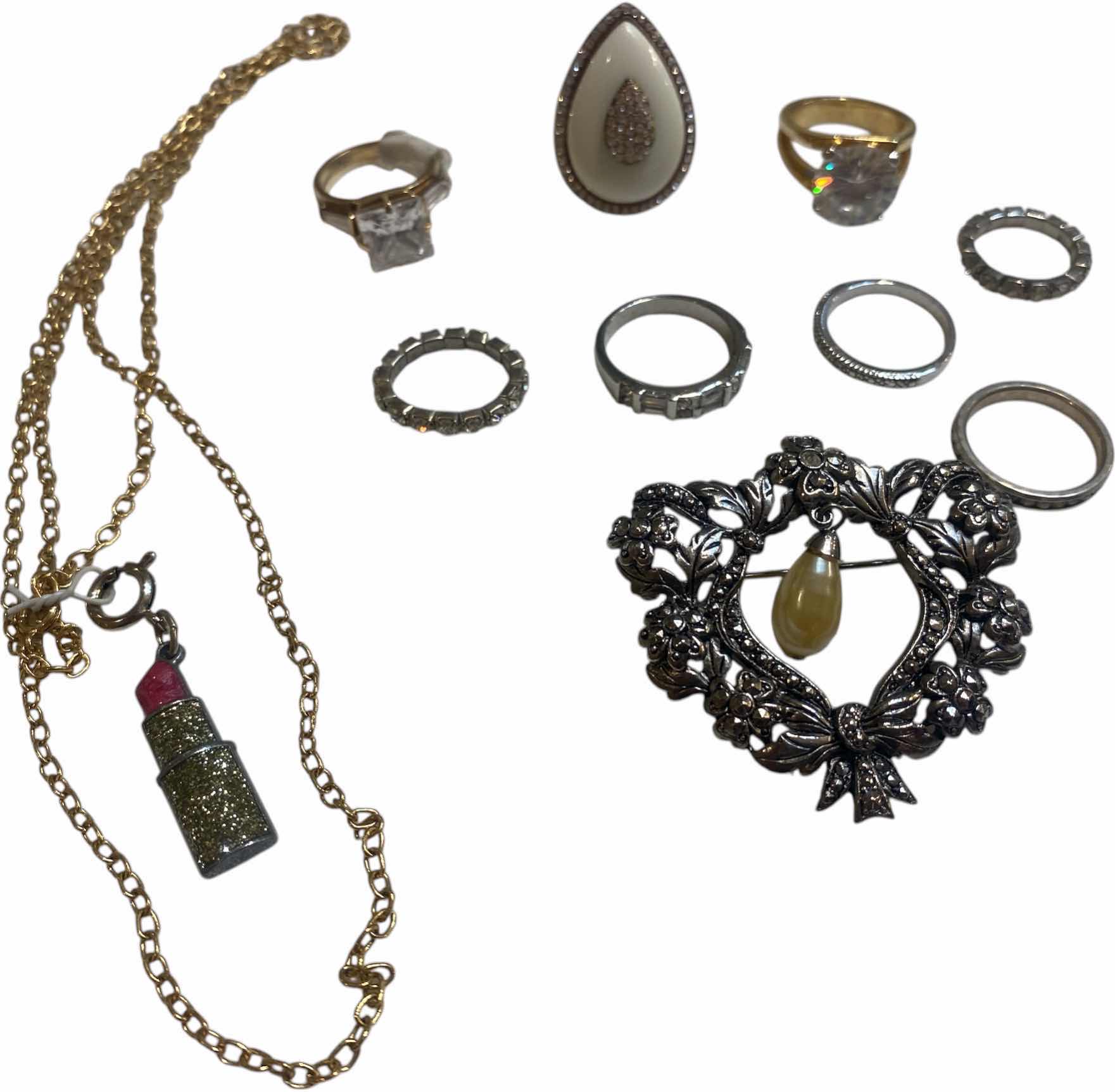 Photo 1 of 7 RINGS, CHAIN PENDANT & BROOCH FASHION JEWELRY