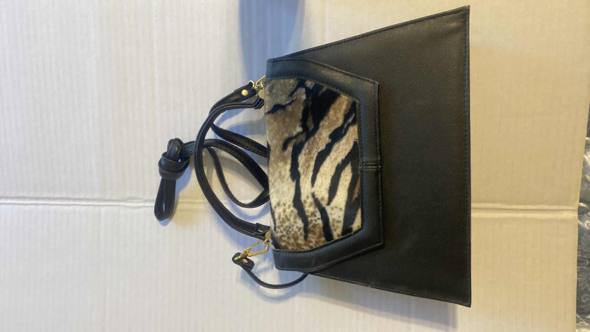 Photo 1 of 3 - WOMENS HANDBAGS