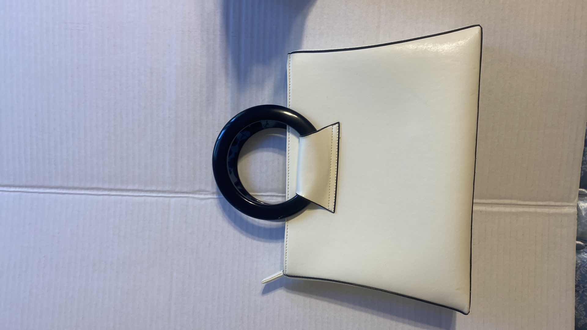 Photo 1 of 2 - WOMENS HANDBAGS