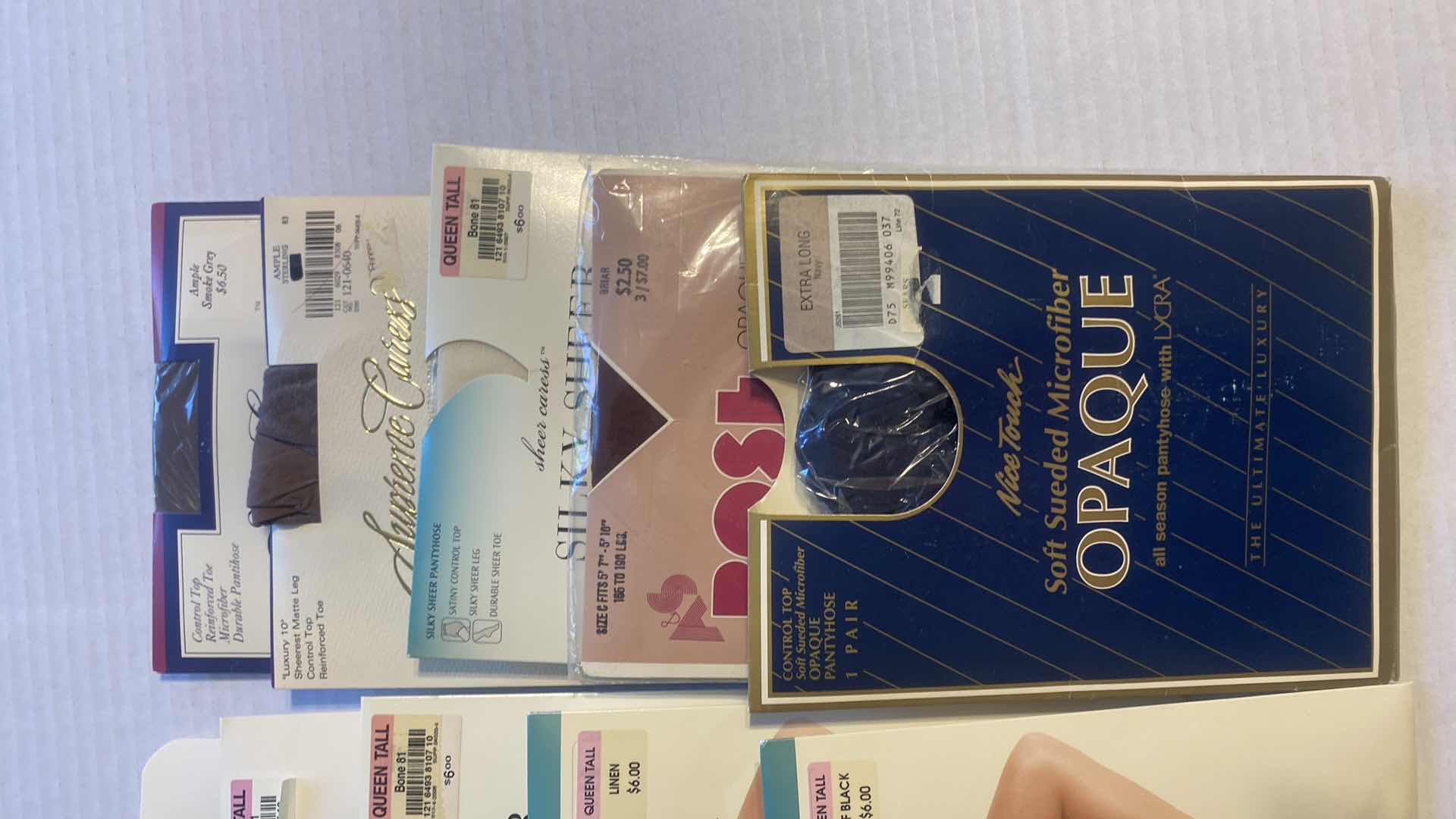 Photo 3 of 10 - WOMENS PANTYHOSE SIZE QUEEN TALL