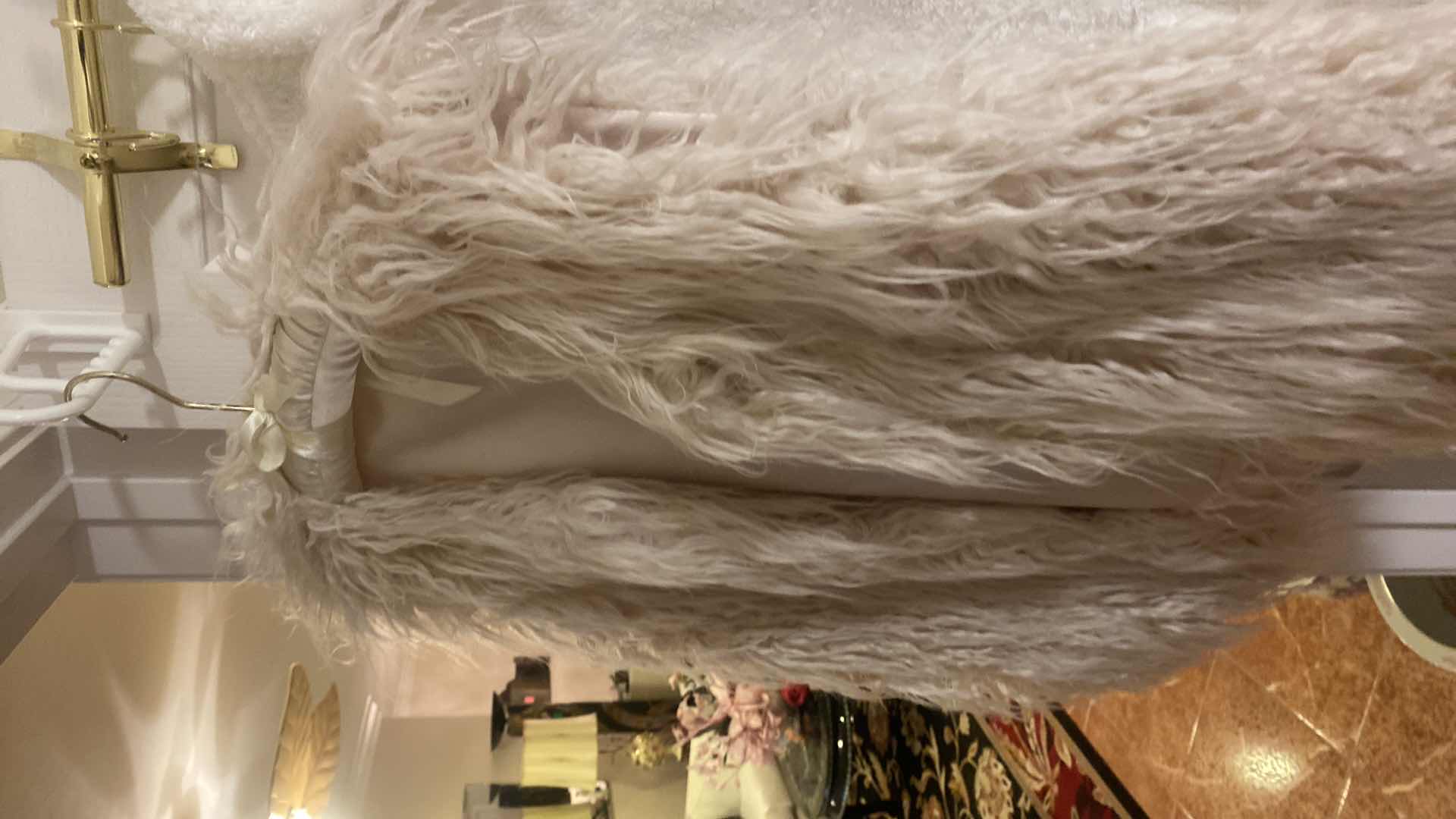 Photo 1 of 3 - WOMENS SIZE EST.  XL VESTS & JACKET