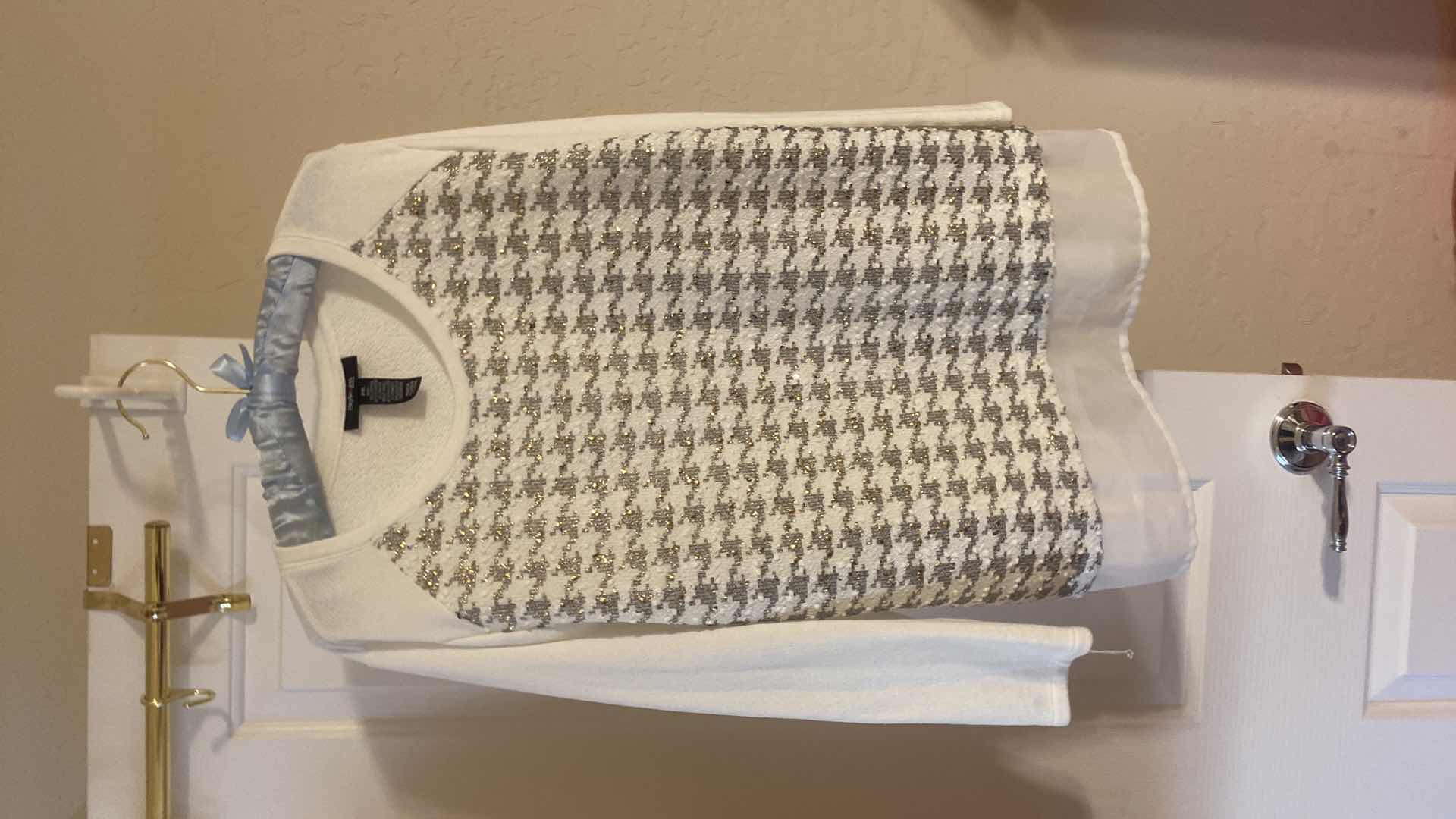 Photo 1 of 4 - WOMENS SIZE XL SWEATER JACKET & 2 TOPS