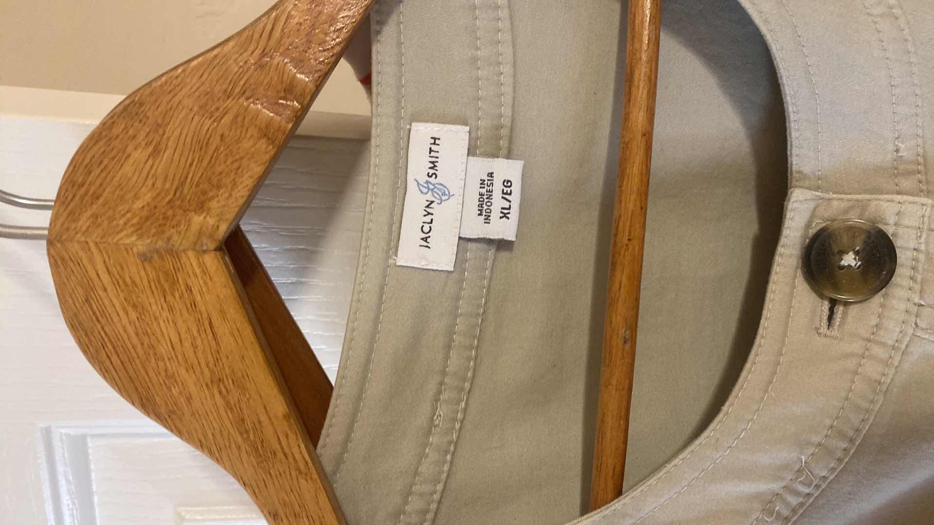 Photo 1 of 5 - WOMENS SIZES EST. XL 4 JACKETS 1 PANTS