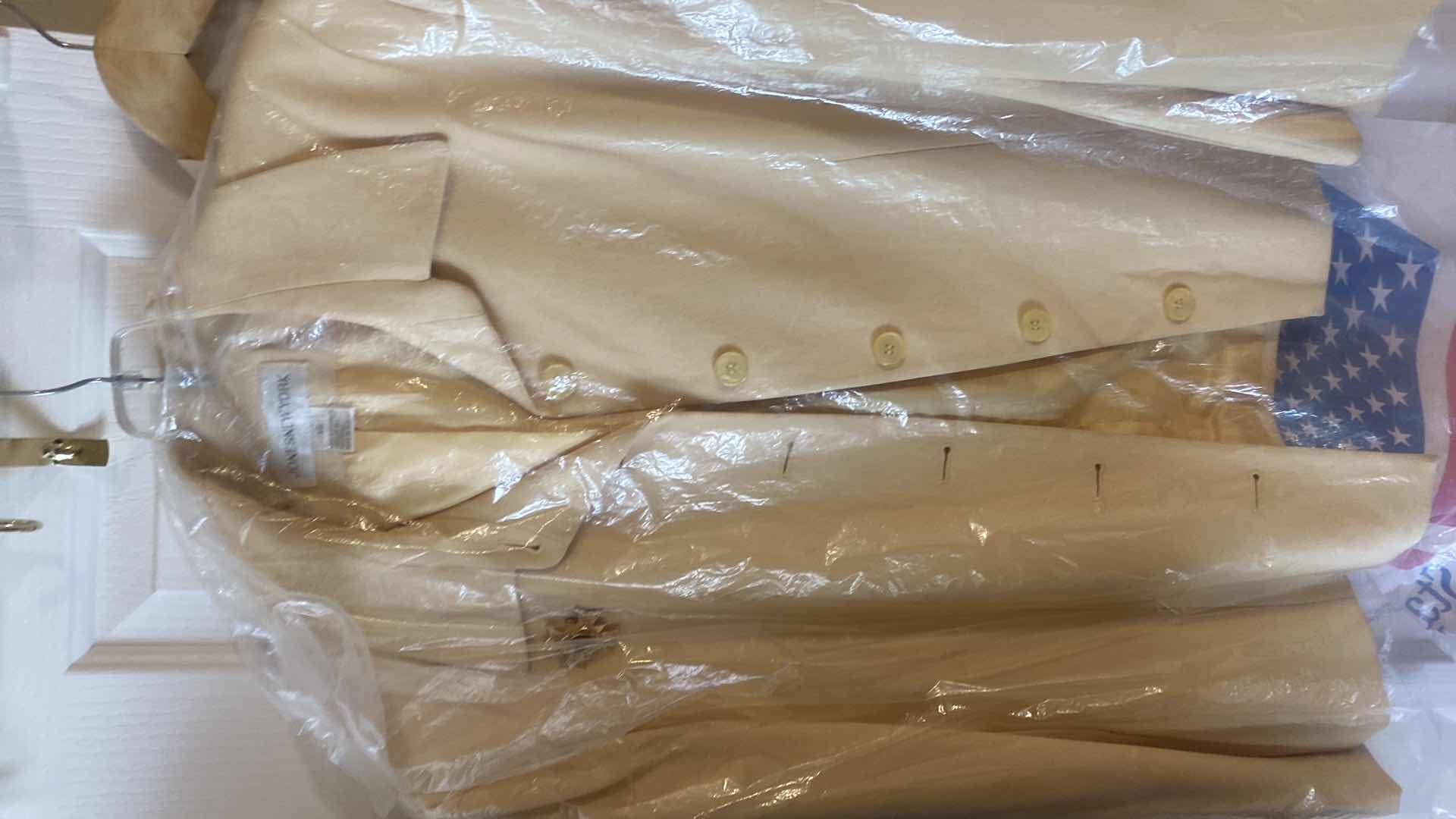 Photo 9 of 7 - WOMENS SIZES 16, 18, 20 XL JACKETS & PANTS