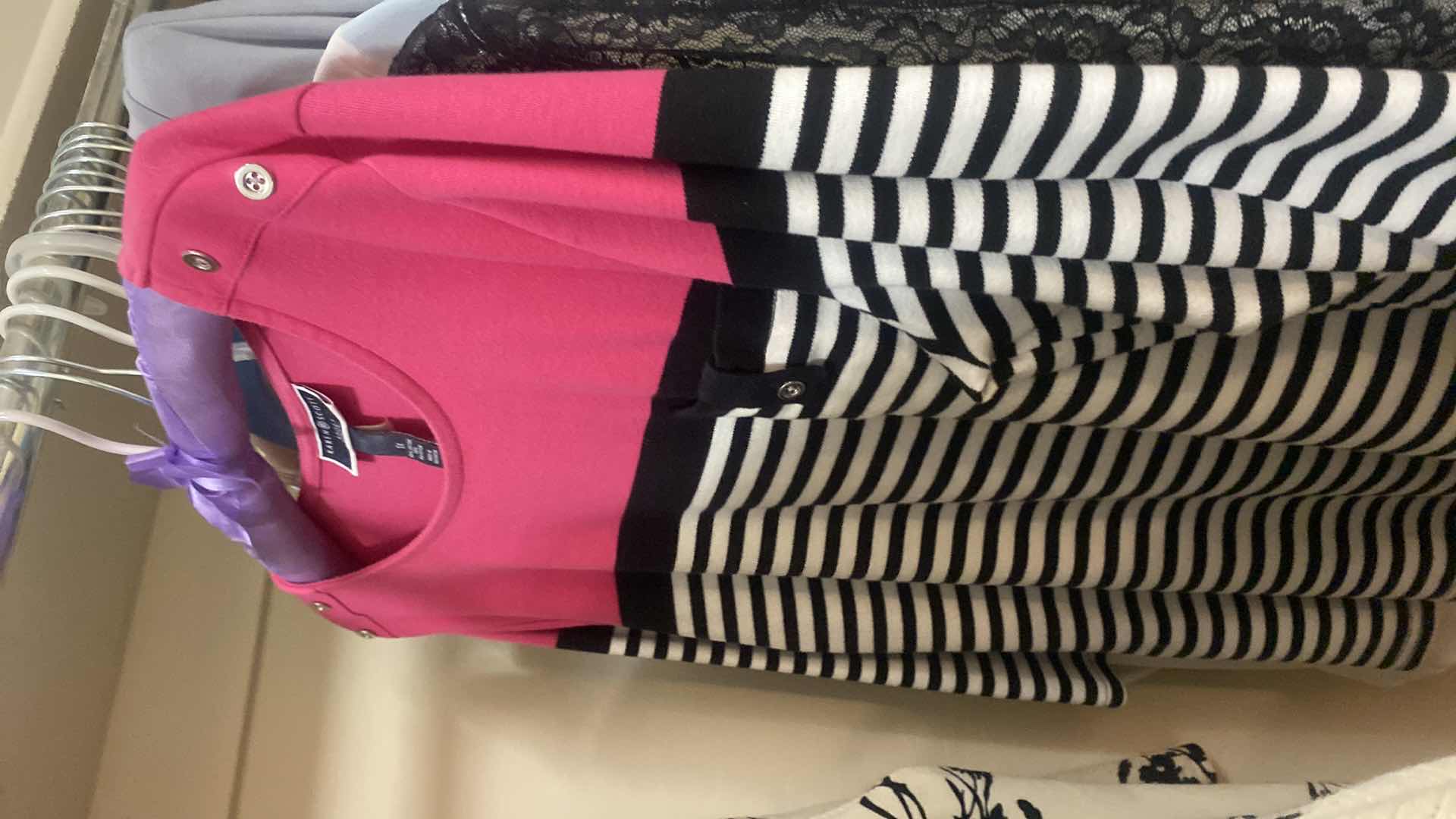 Photo 10 of 25 - WOMENS SIZES XL 1X 2X TOPS