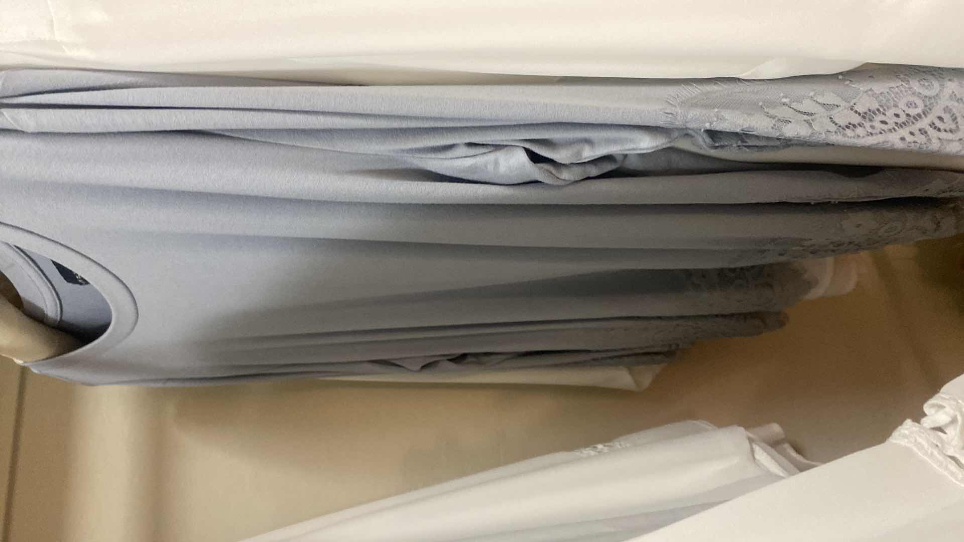 Photo 12 of 25 - WOMENS SIZES XL 1X 2X TOPS