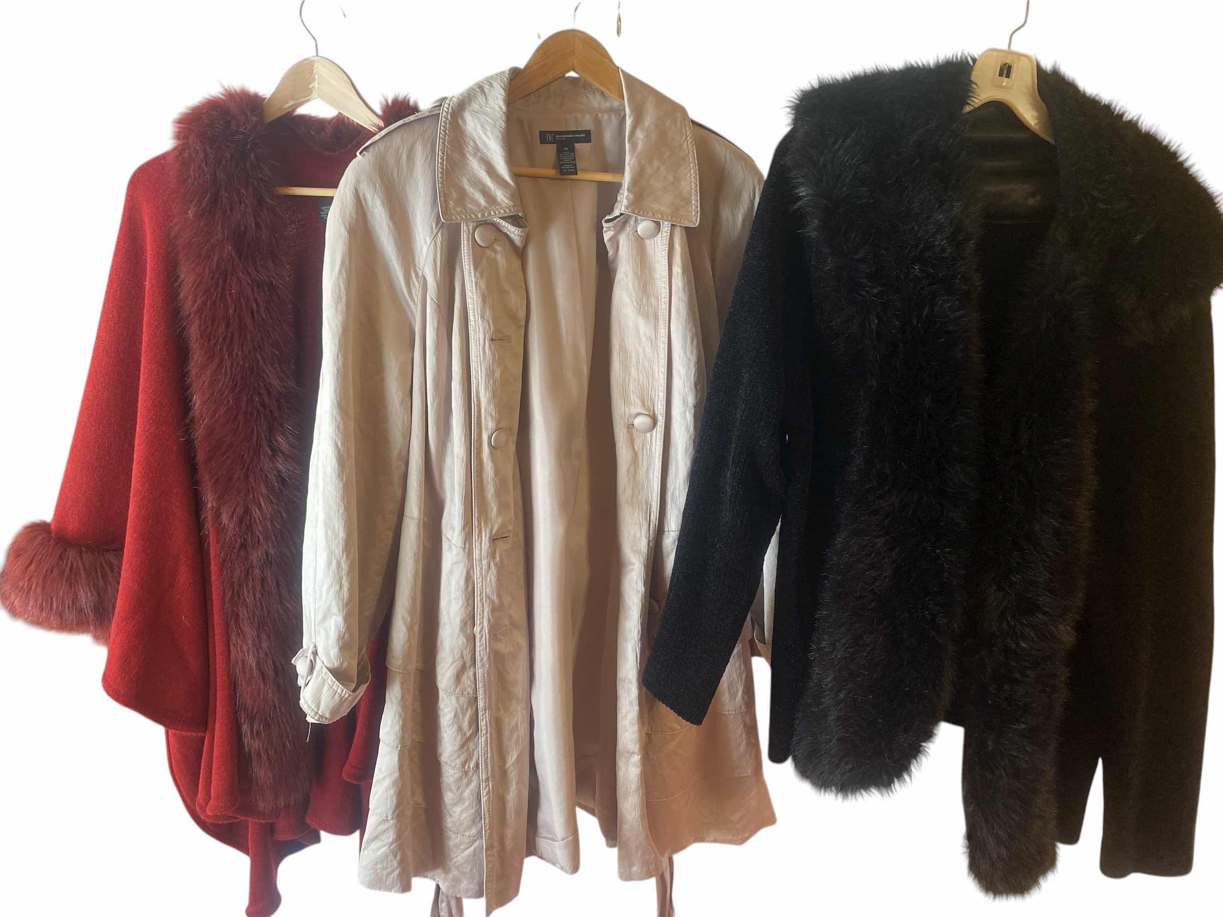 Photo 1 of 3 - WOMENS SUZES 2X 3X OUTERWEAR JACKETS