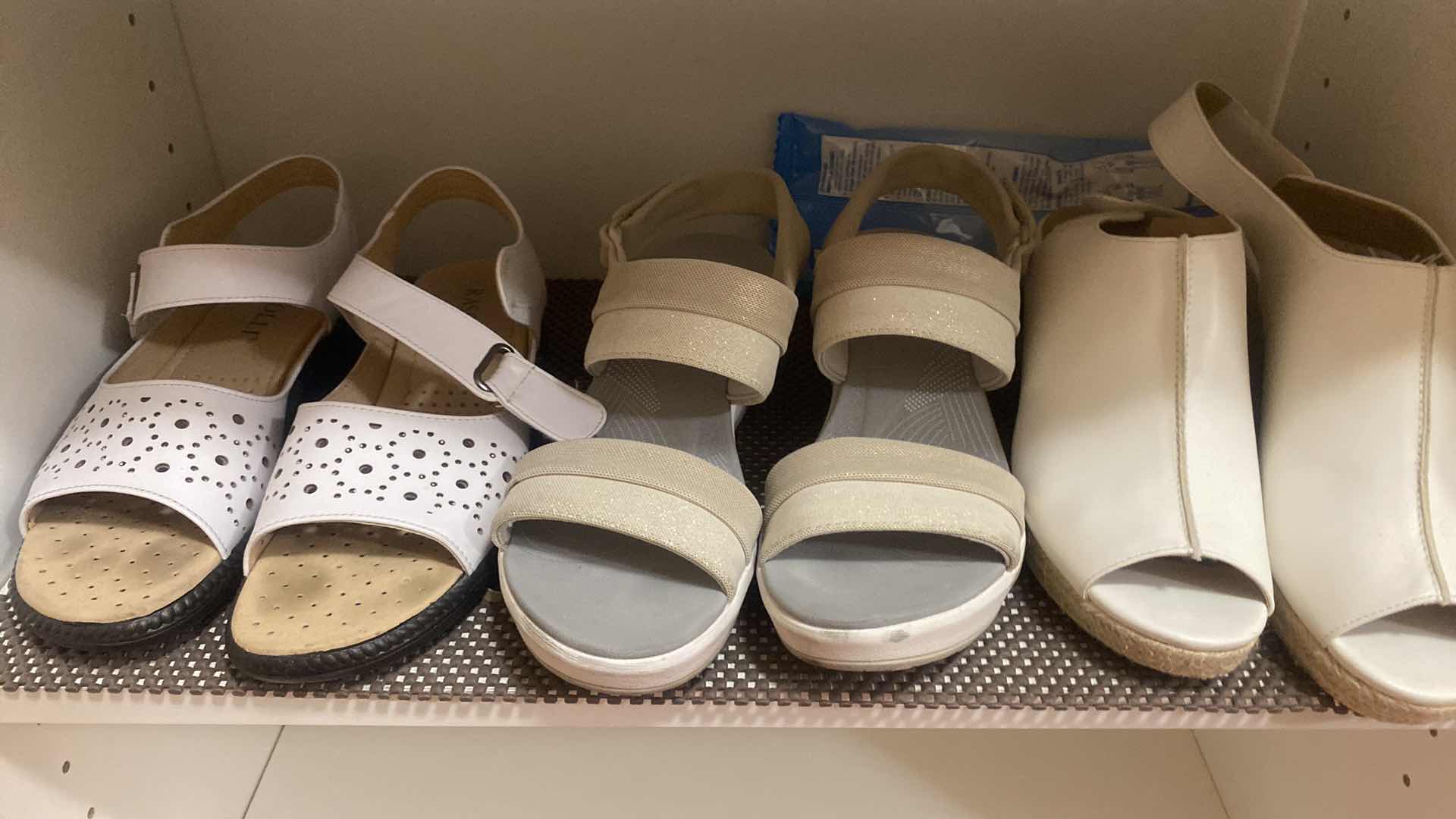 Photo 1 of 8 -  WOMENS SIZE 8 & 8 1/2 SHOES