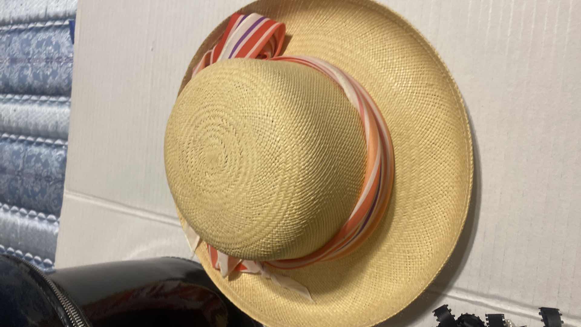 Photo 1 of 4 - WOMENS HATS & HAT BOX