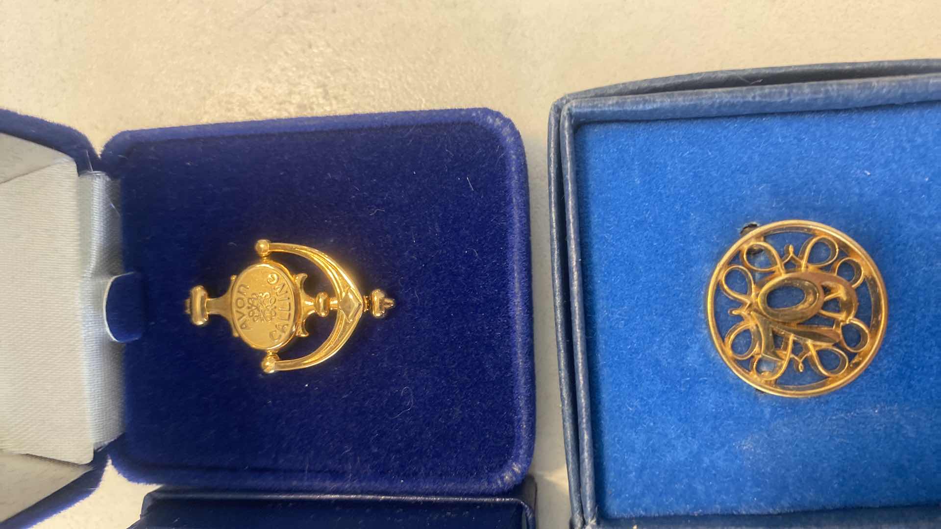 Photo 1 of 4 - AVON REPRESENTATIVE PINS