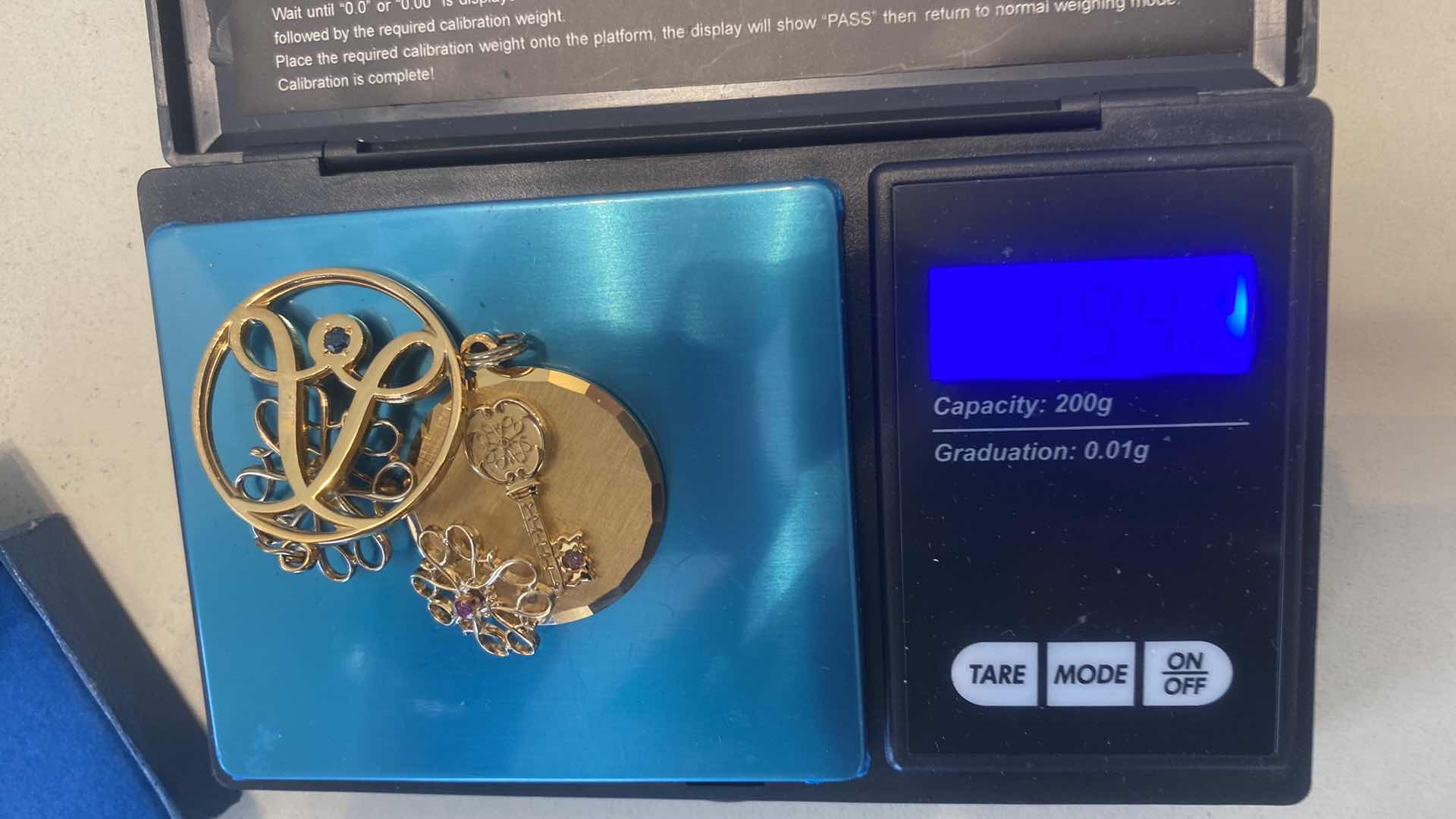 Photo 1 of 4 - 10K GOLD AVON ACHIEVEMENT CHARMS & PINS 19.4 g
