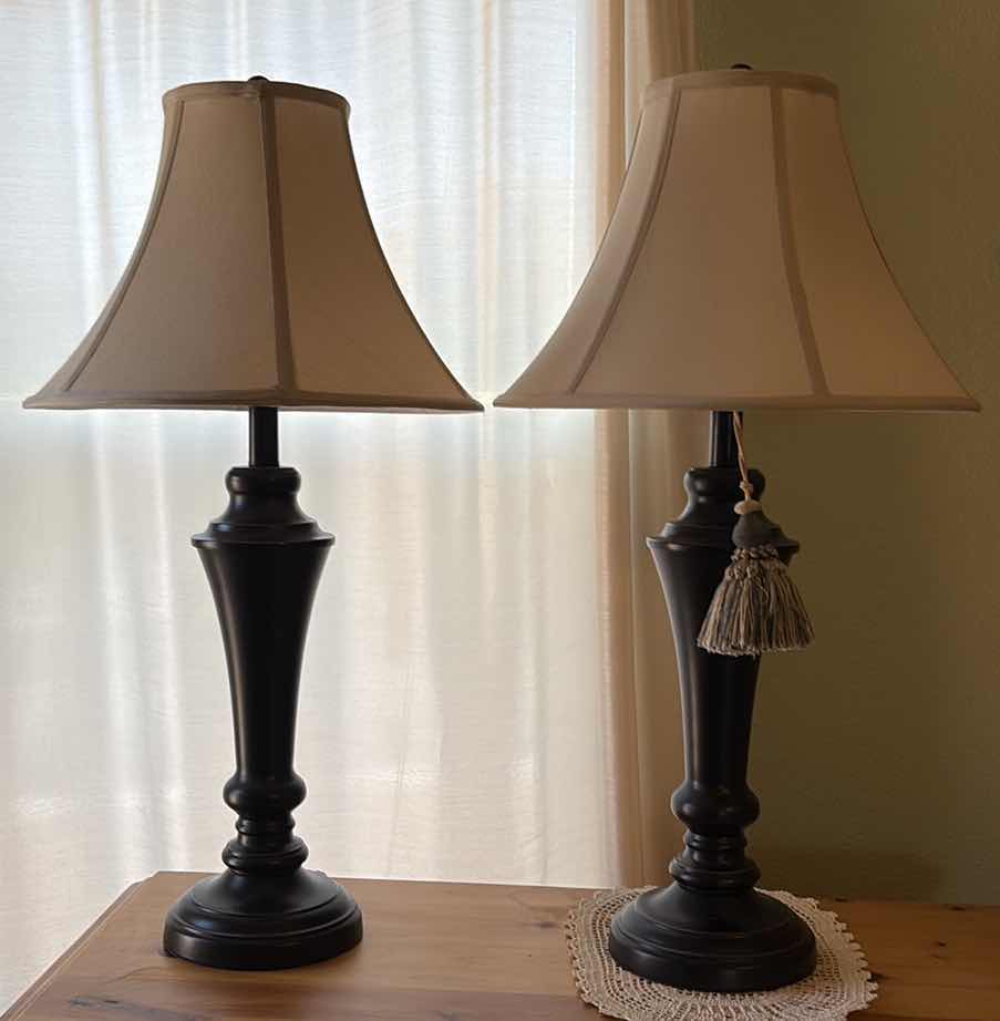 Photo 1 of (2) PCS LAMP H27”