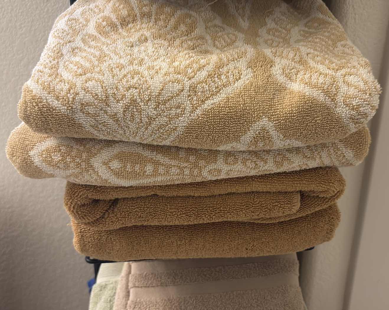 Photo 1 of GUEST BATHROOM ORGANIZATION STORAGE, RACK H59”