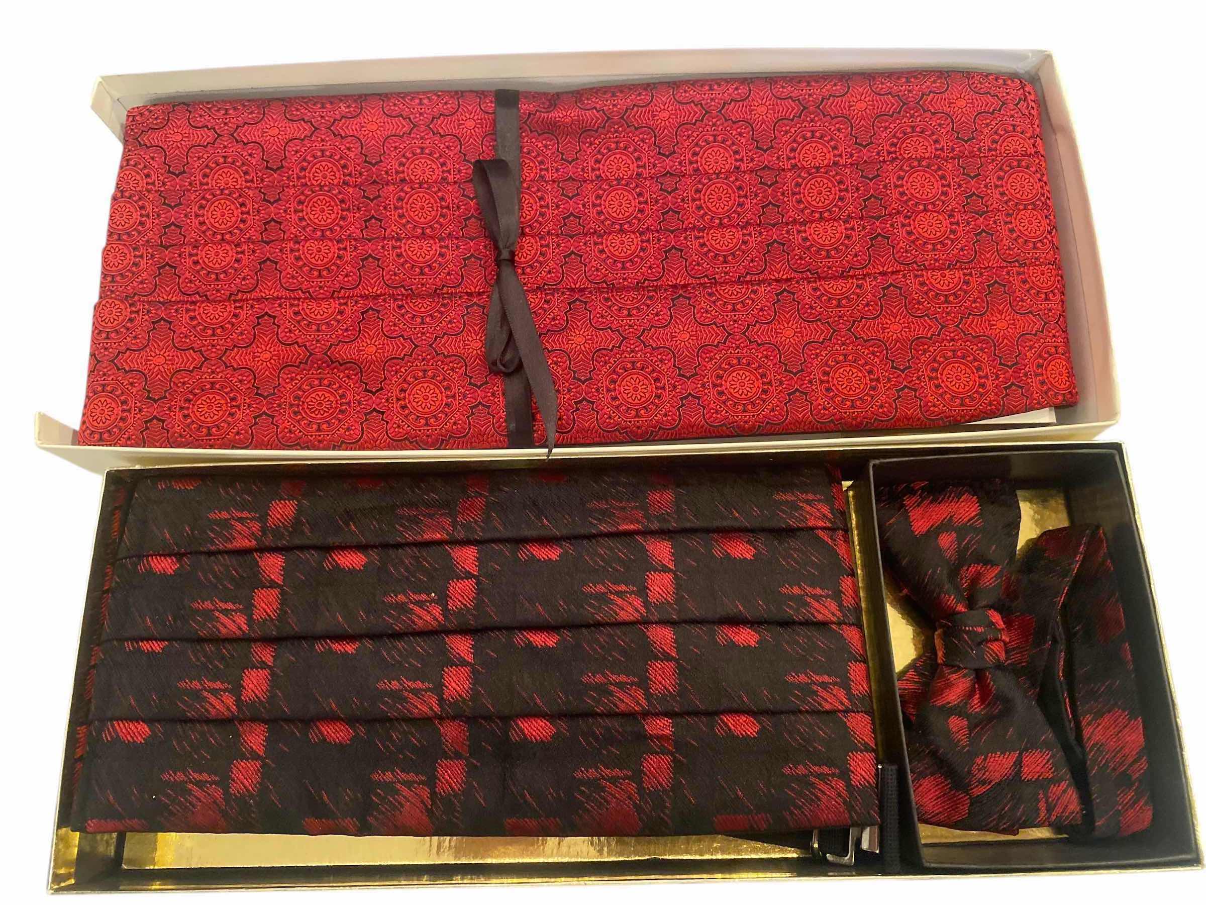 Photo 1 of 2-CUMBERBUND'S W  BOW-TIE