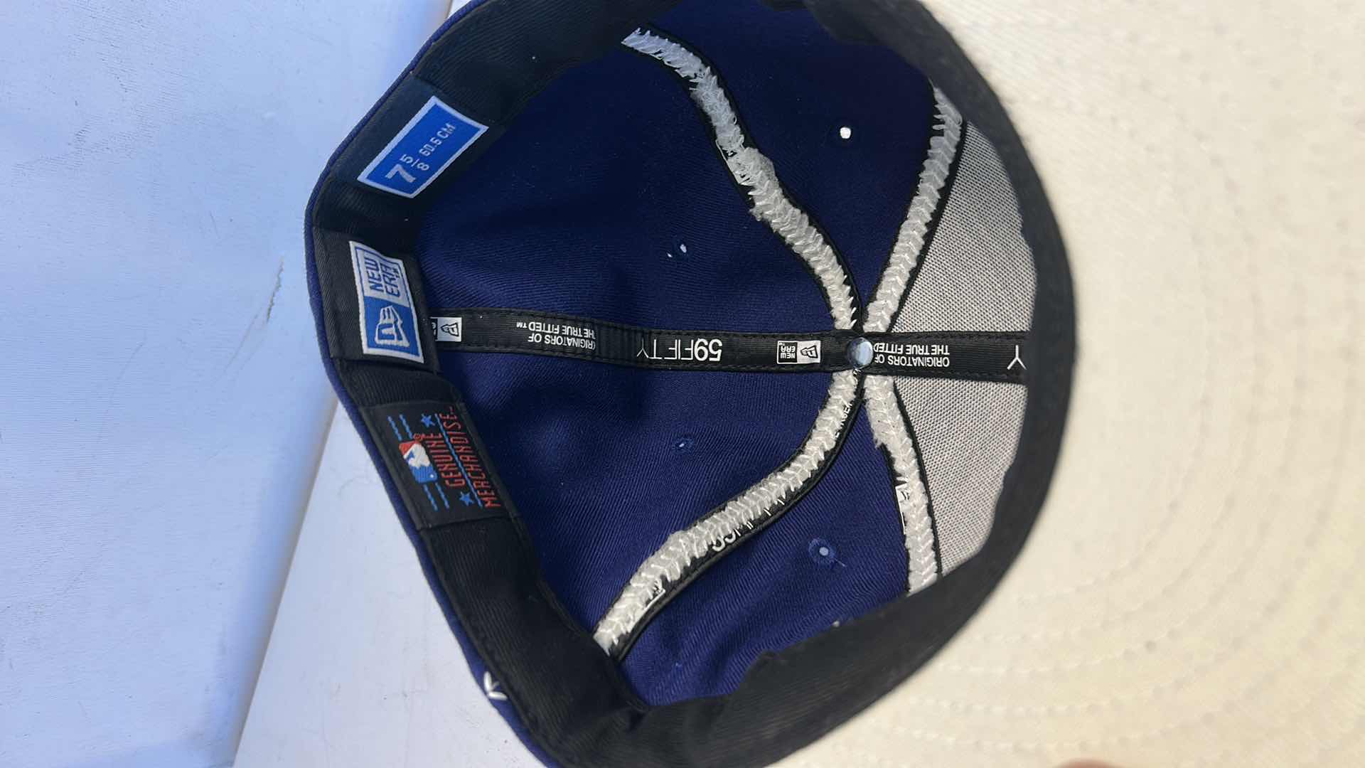 Photo 1 of LA DODGERS BASEBALL CAP