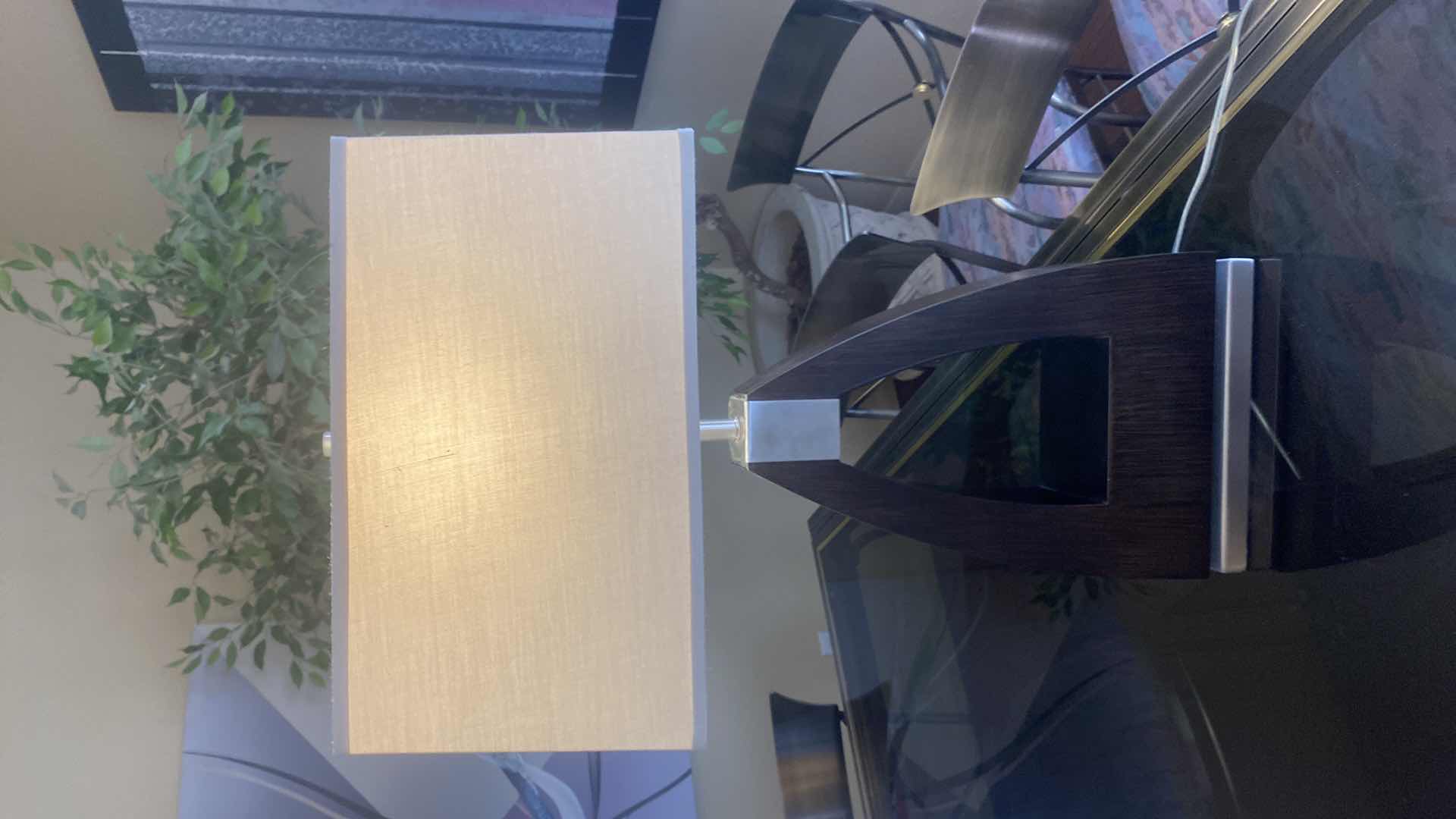 Photo 1 of CONTEMPORARY TABLE LAMP H31”