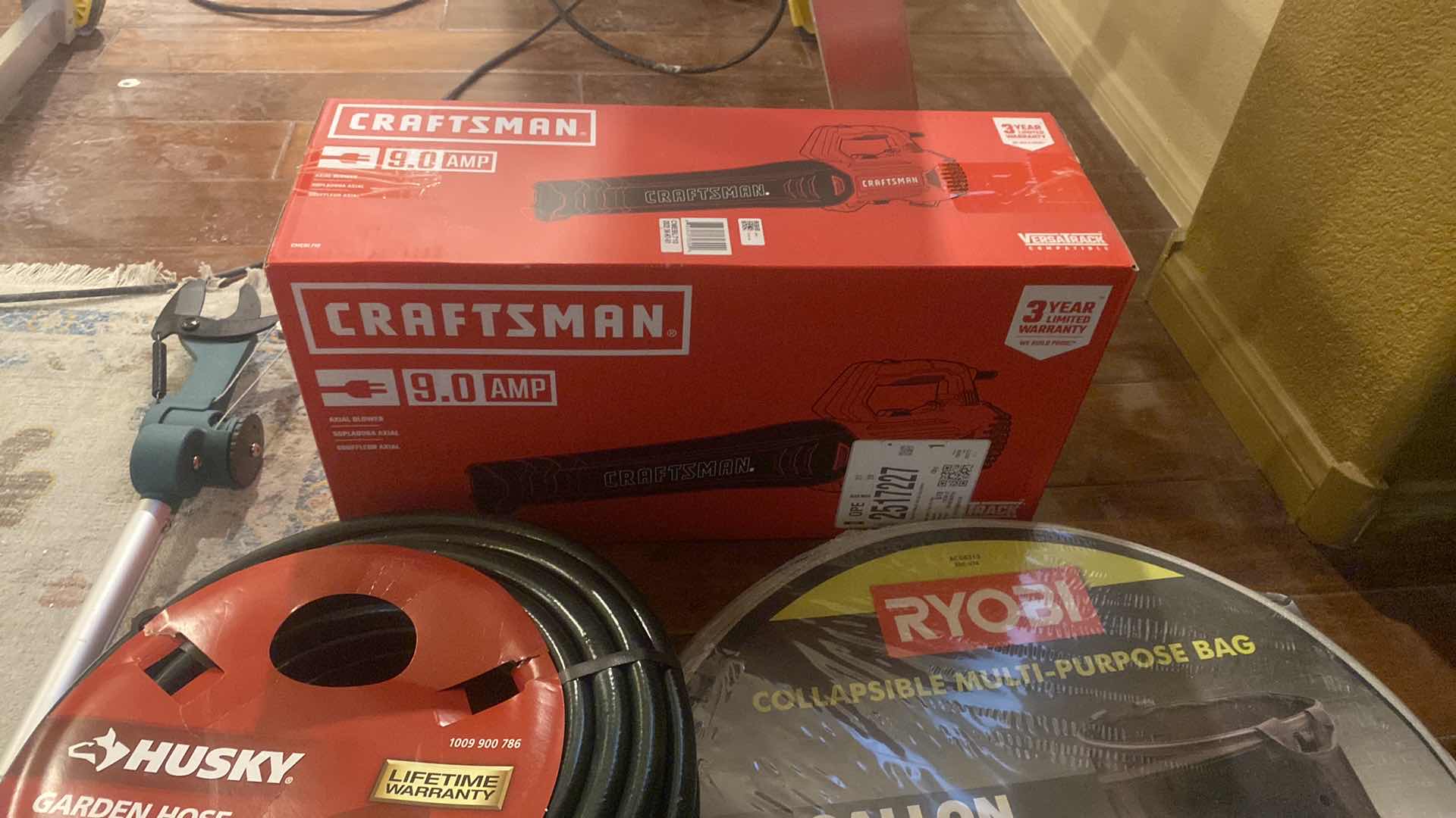 Photo 1 of 5 - GARDENING TOOLS