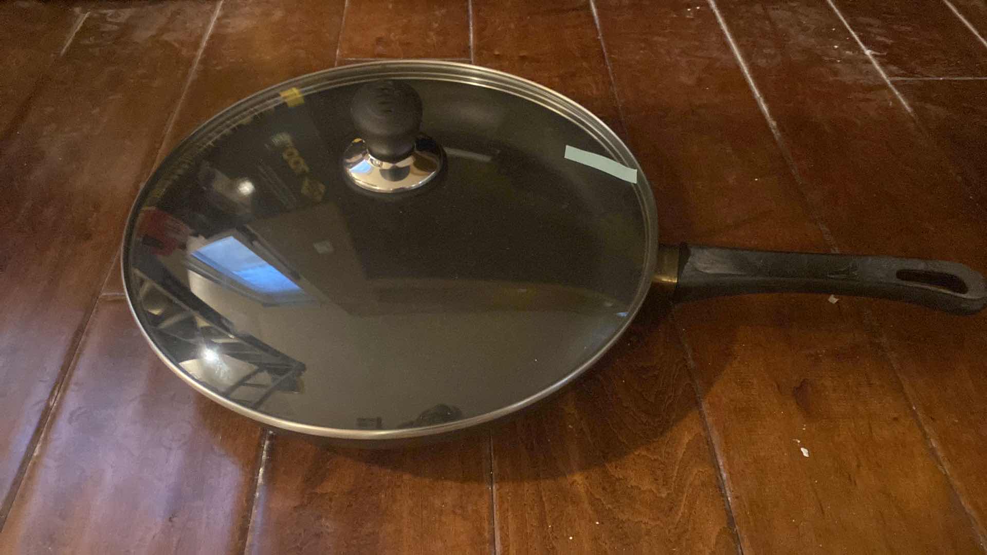 Photo 1 of SCANPAN & ALL CLAD SKILLETS WITH LIDS