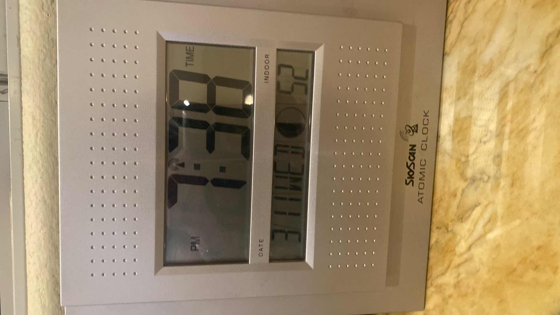 Photo 1 of ATOMIC CLOCK & 3 WALL PLAQUES LARGEST 7” X 9 1/2”