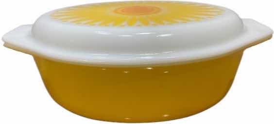 Photo 1 of VINTAGE PYREX OVAL CASSEROLE WITH LID