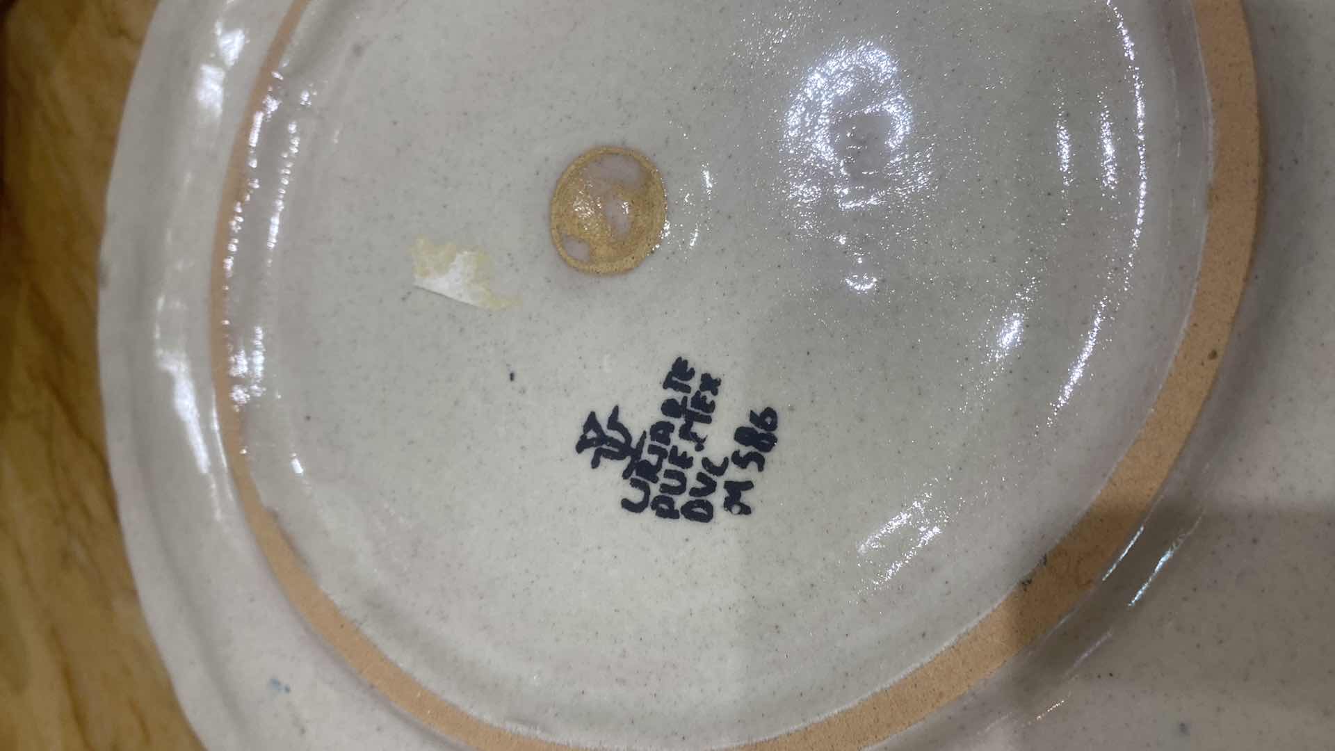 Photo 1 of VINTAGE MEXICAN POTTERY PLATES SET OF 2 11”