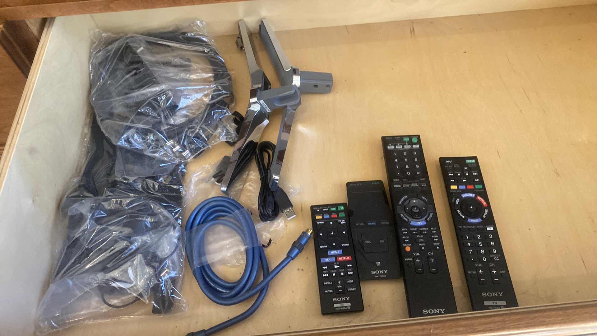 Photo 1 of 75” SONY BRAVIA TELEVISION WITH BUILT-IN SPEAKERS AND WALL MOUNT, INCLUDES SONY BLU-RAY DVD PLAYER