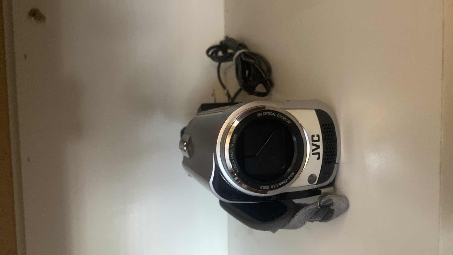 Photo 1 of Jvc , HarD DISK CAMCORDER