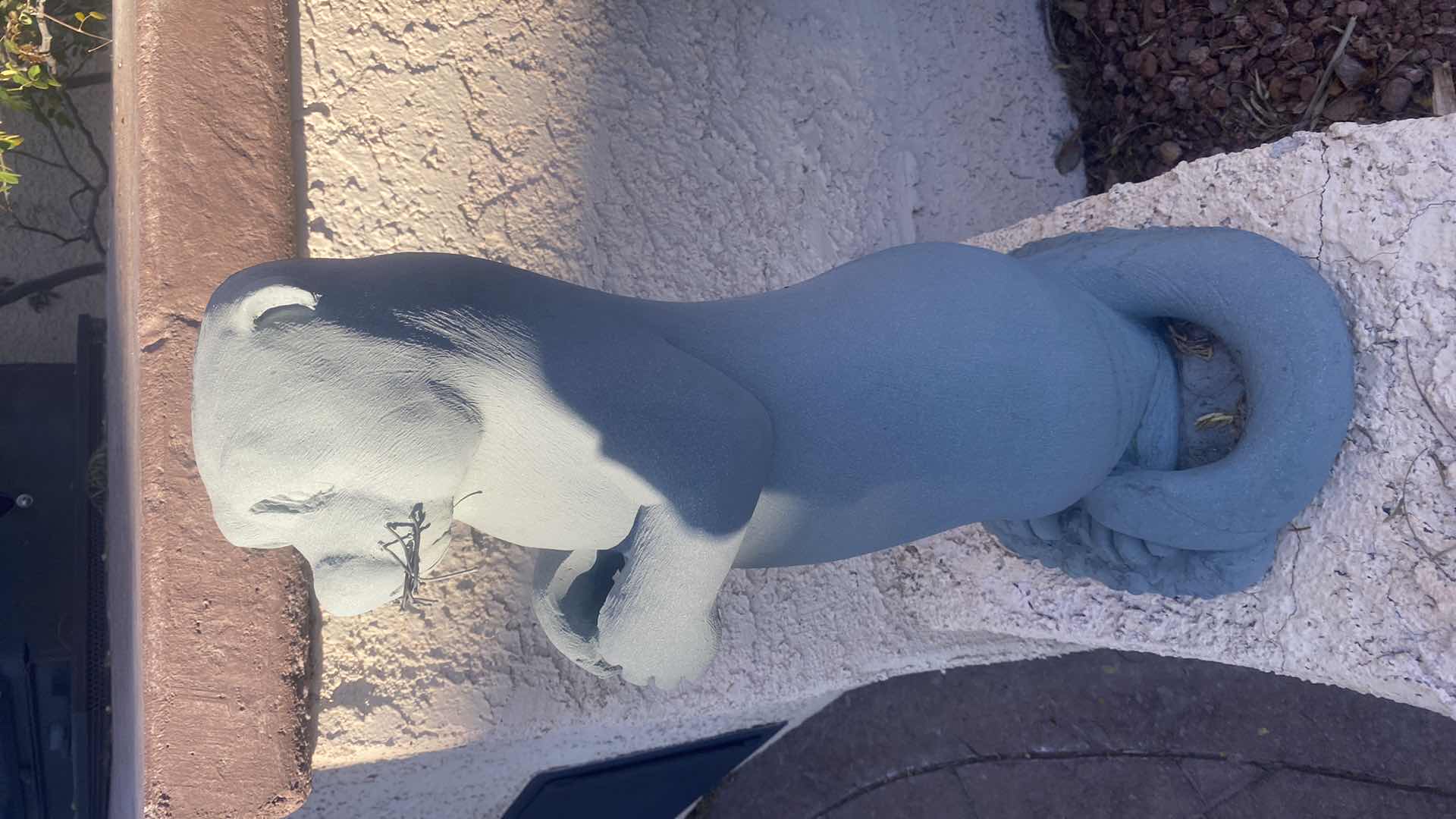 Photo 1 of PLASTER OTTER YARD ART H 22”