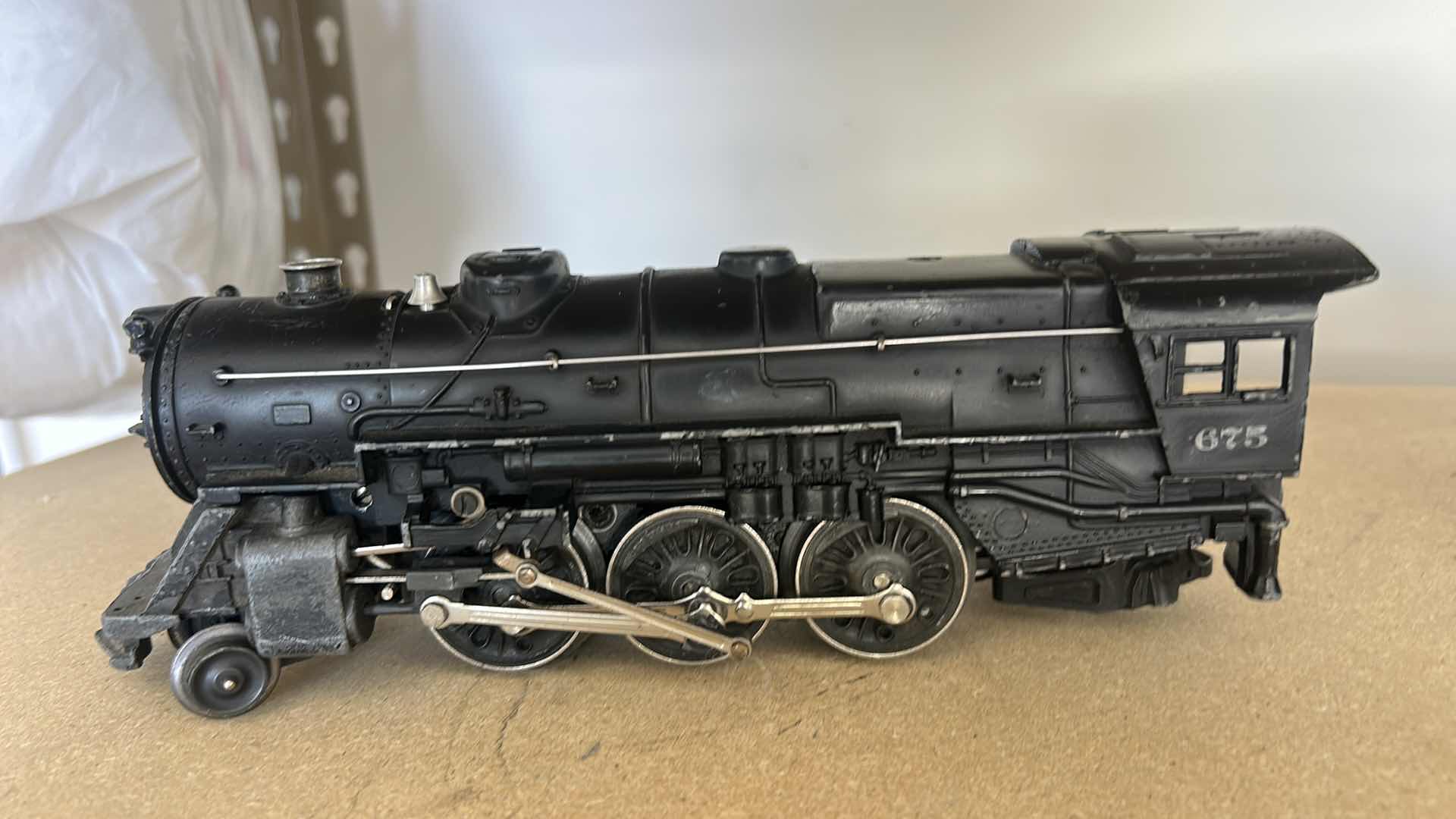 Photo 1 of VINTAGE LIONEL NO. 675 STEAM LOCOMOTIVE FROM THE POSTWAR ERA, TYPICALLY MANUFACTURED IN THE LATE 1940S OR EARLY 1950S.